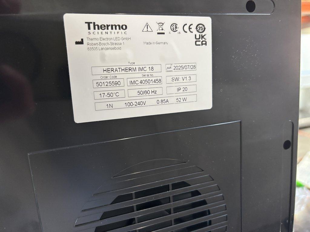 Thermo Scientific Heratherm IMC18 Compact Microbiological Incubator