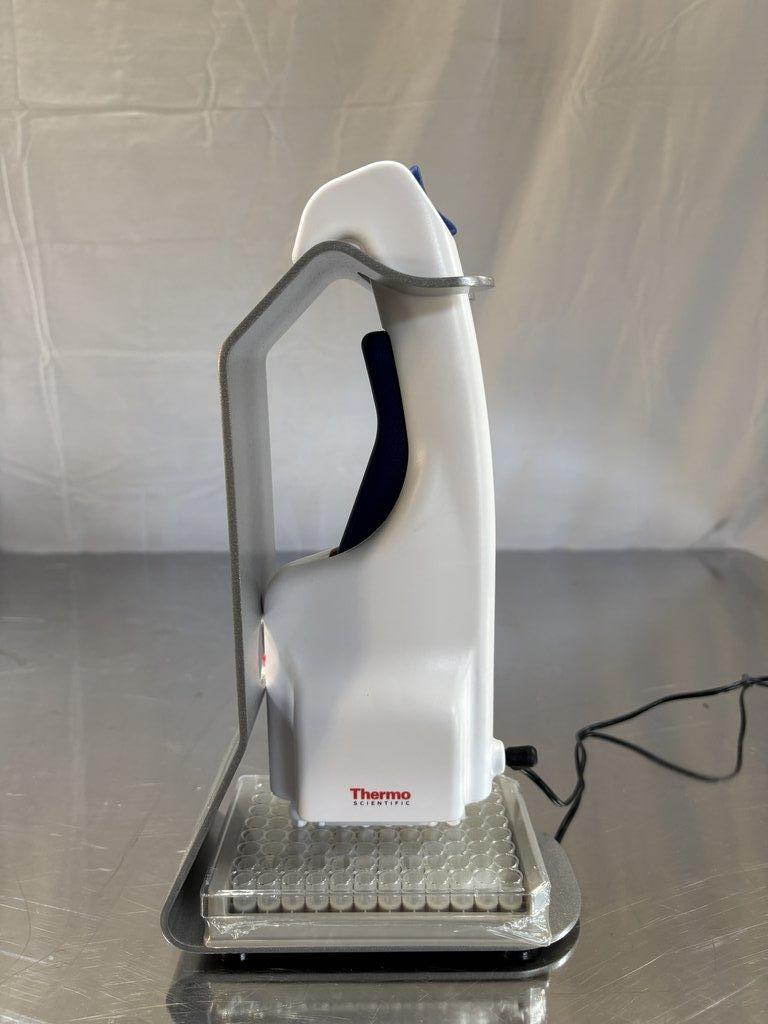 Thermo Scientific 4105MAT 8 Channel Decapper Unit for Sample Processing