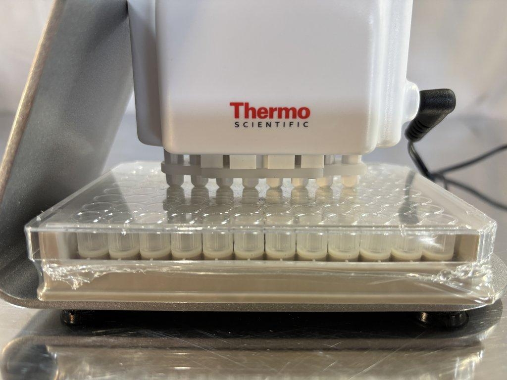 Thermo Scientific 4105MAT 8 Channel Decapper Unit for Sample Processing