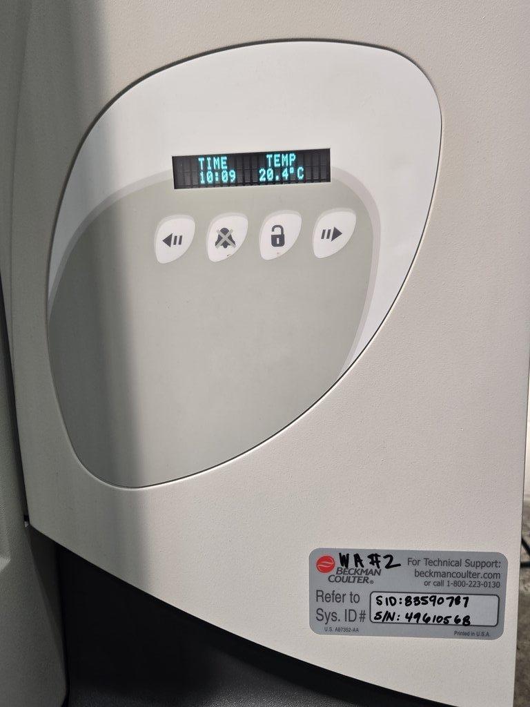 Beckman Coulter MicroScan WalkAway Analyzer DxM 1096 Lab Equipment