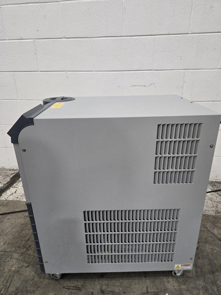 Thermo Scientific Neslab ThermoFlex 2500 Chiller 2500W Cooling 7.2L Reservoir