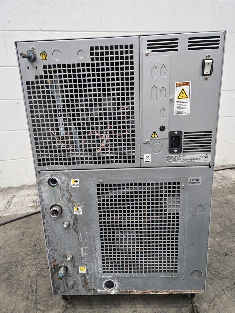 Thermo Scientific Neslab ThermoFlex 2500 Chiller 2500W Cooling 7.2L Reservoir
