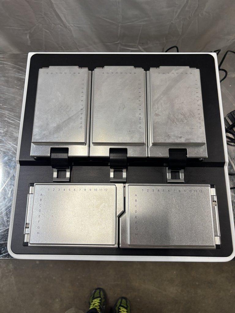 Agilent 3X96EPLATE+2VESSEL XCELLIGENCE RTCA ESIGHT Diagnostic System