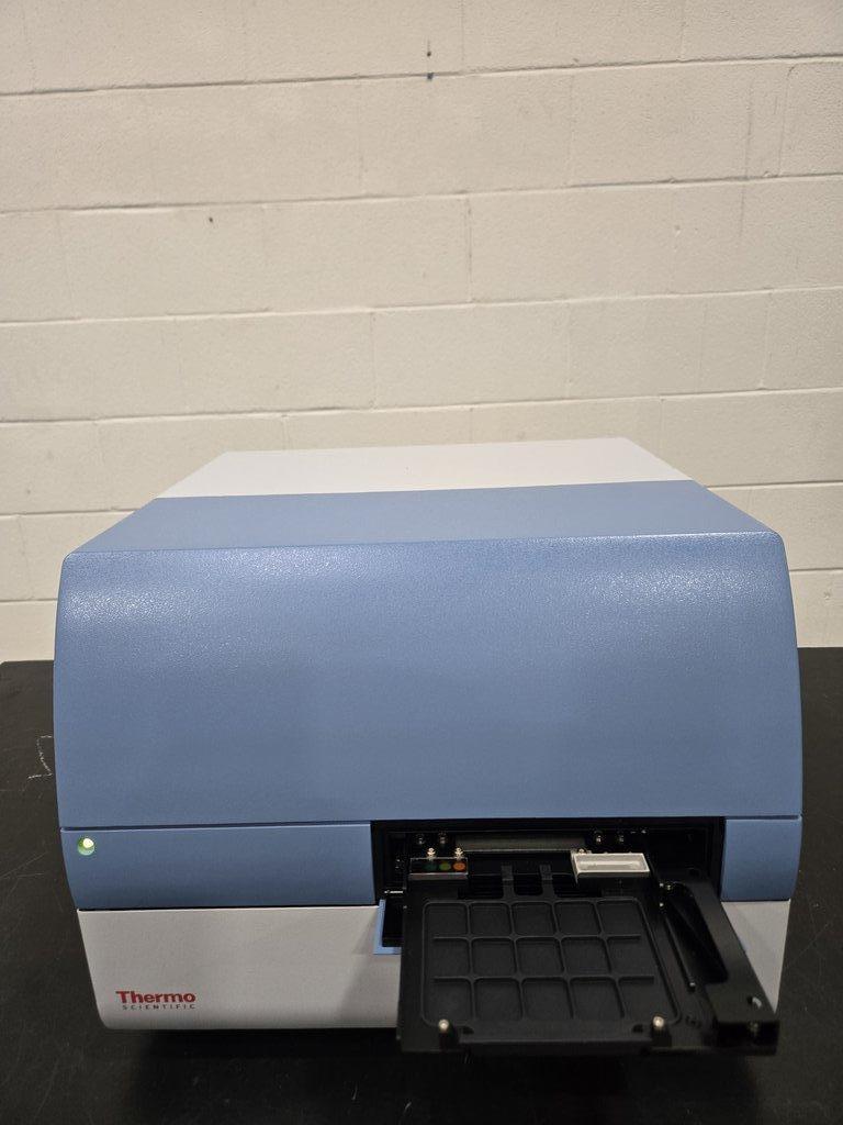 Thermo Scientific Fluoroskan Ascent FL Microplate Reader