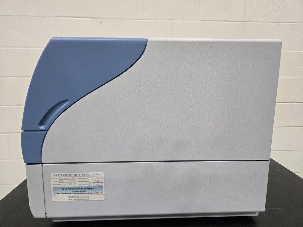 Thermo Scientific Fluoroskan Ascent FL Microplate Reader