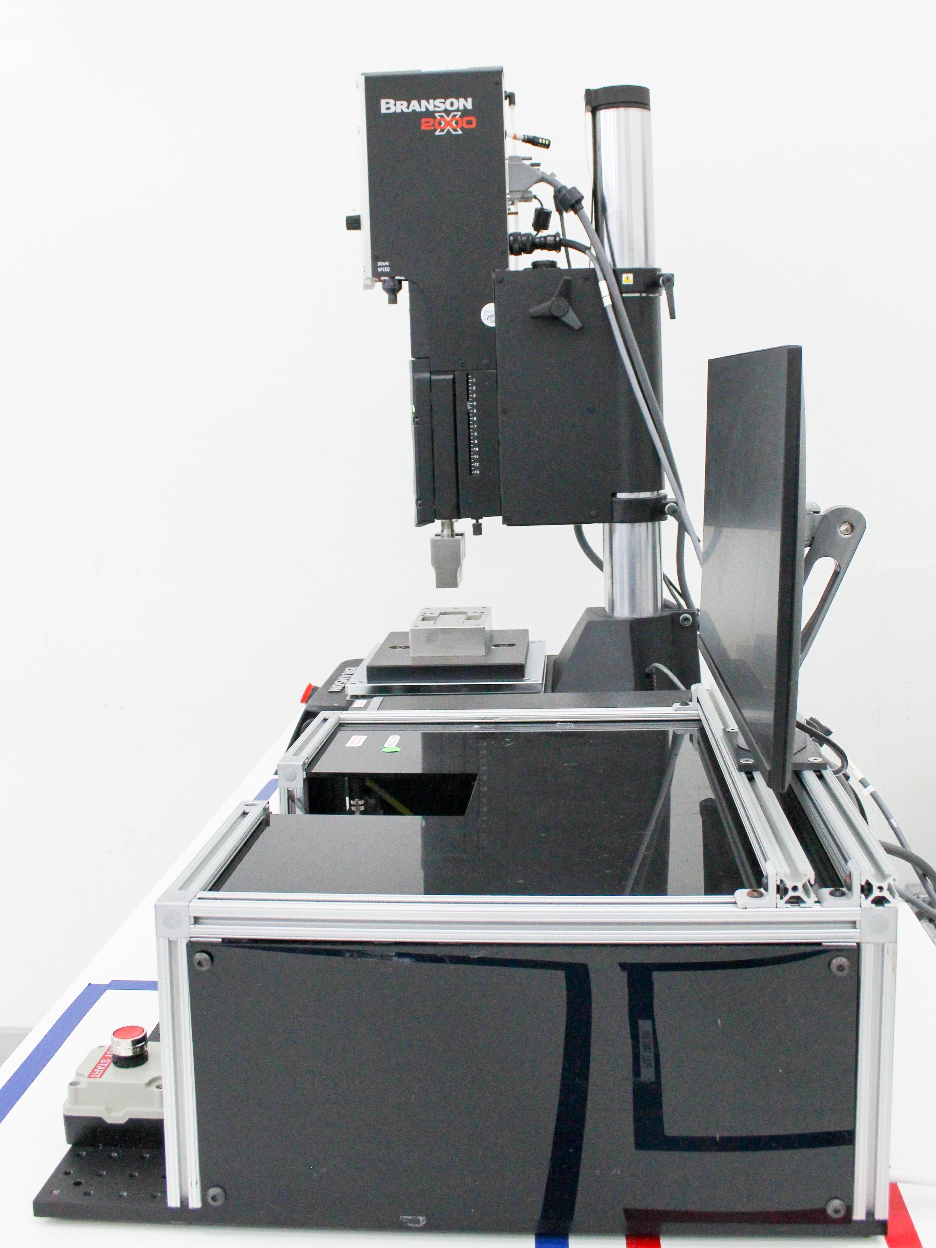 Mesa 2000x Ultrasonic Welding System Vision Station 50-60Hz 400-4400W Used