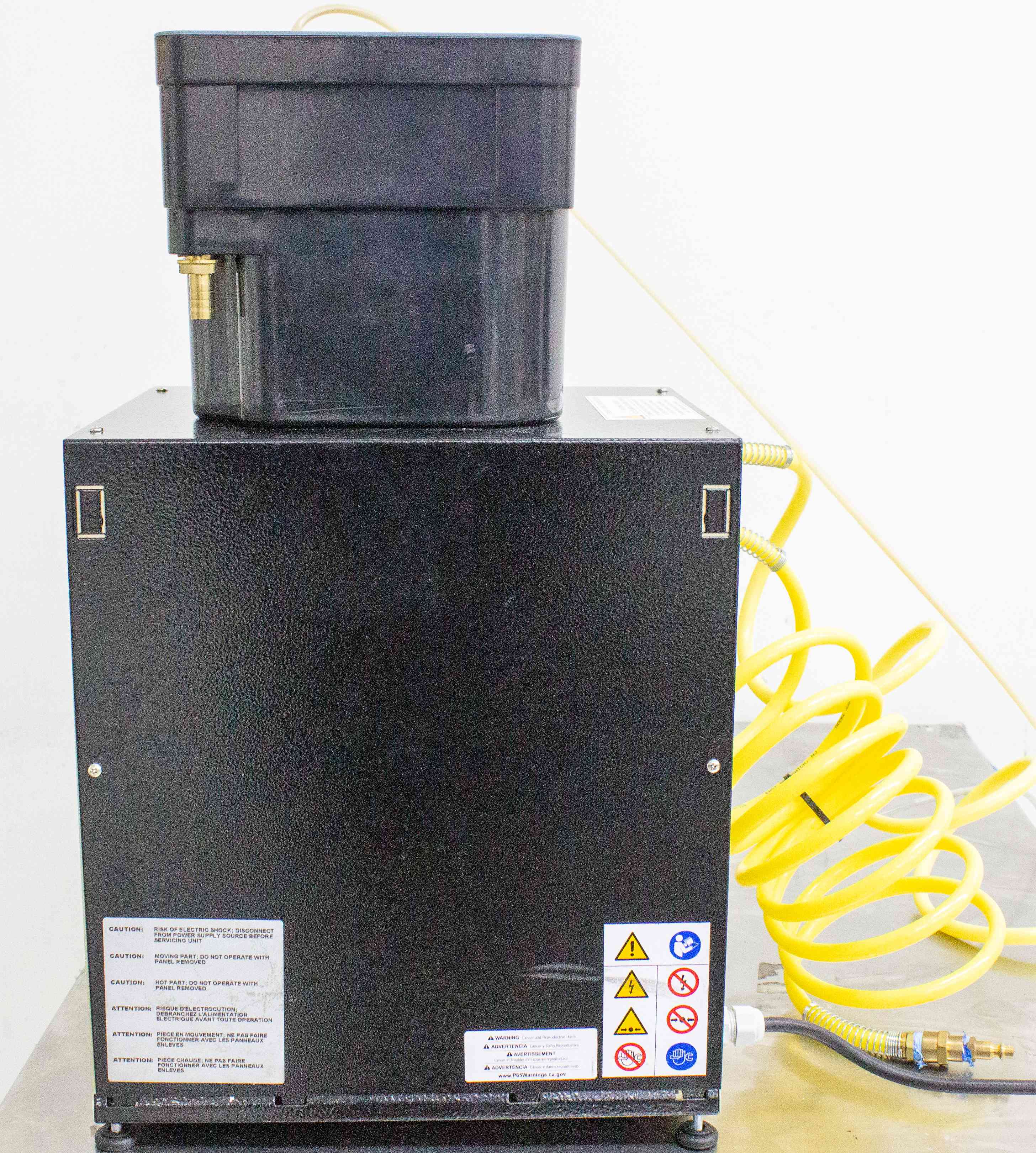 California 20020AD Quiet Oil-Free Air Compressor Includes Air Dryer 5.3CFM