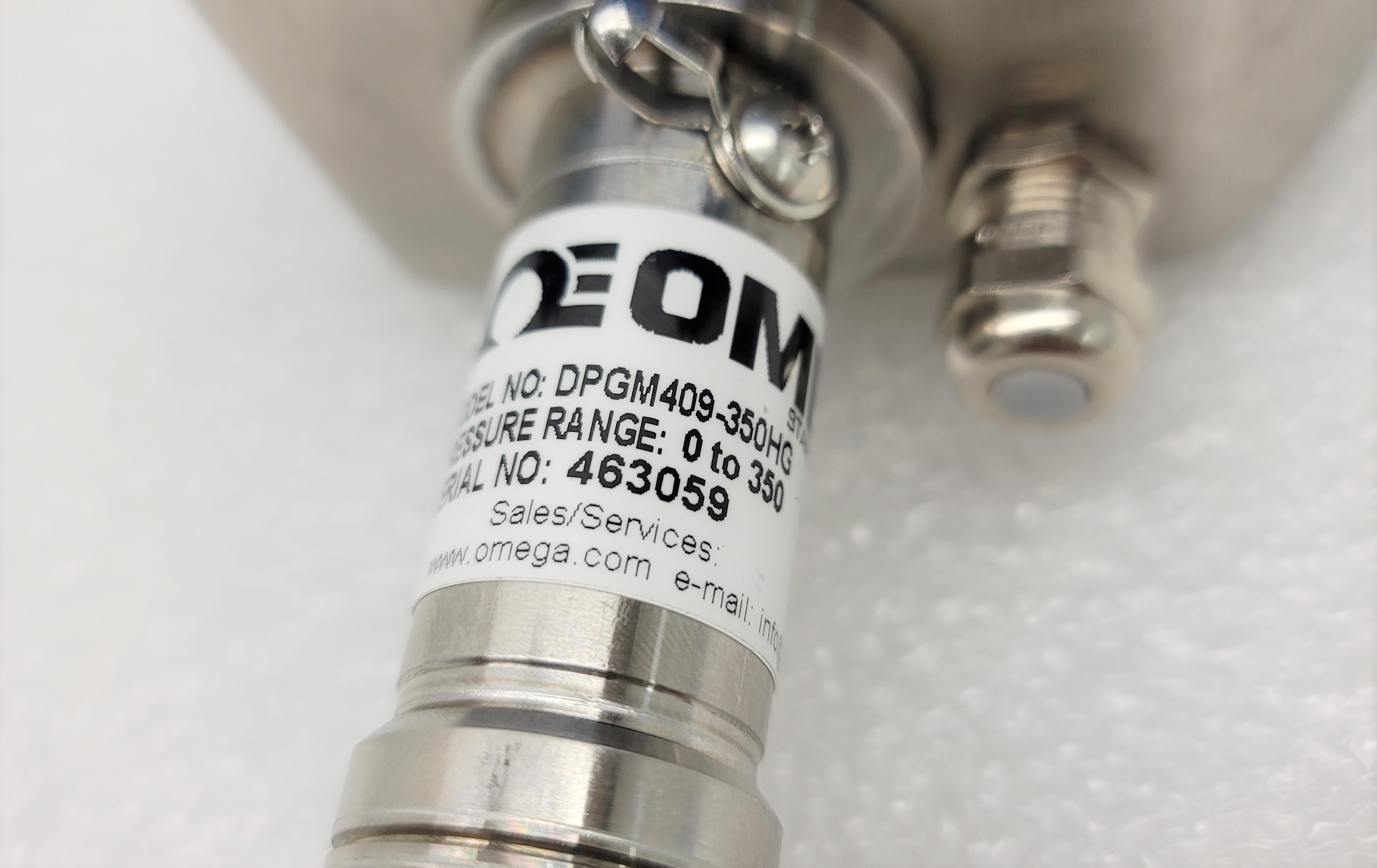 Omega DPGM409-350HG Digital Pressure Gauge with High Accuracy 0.08%