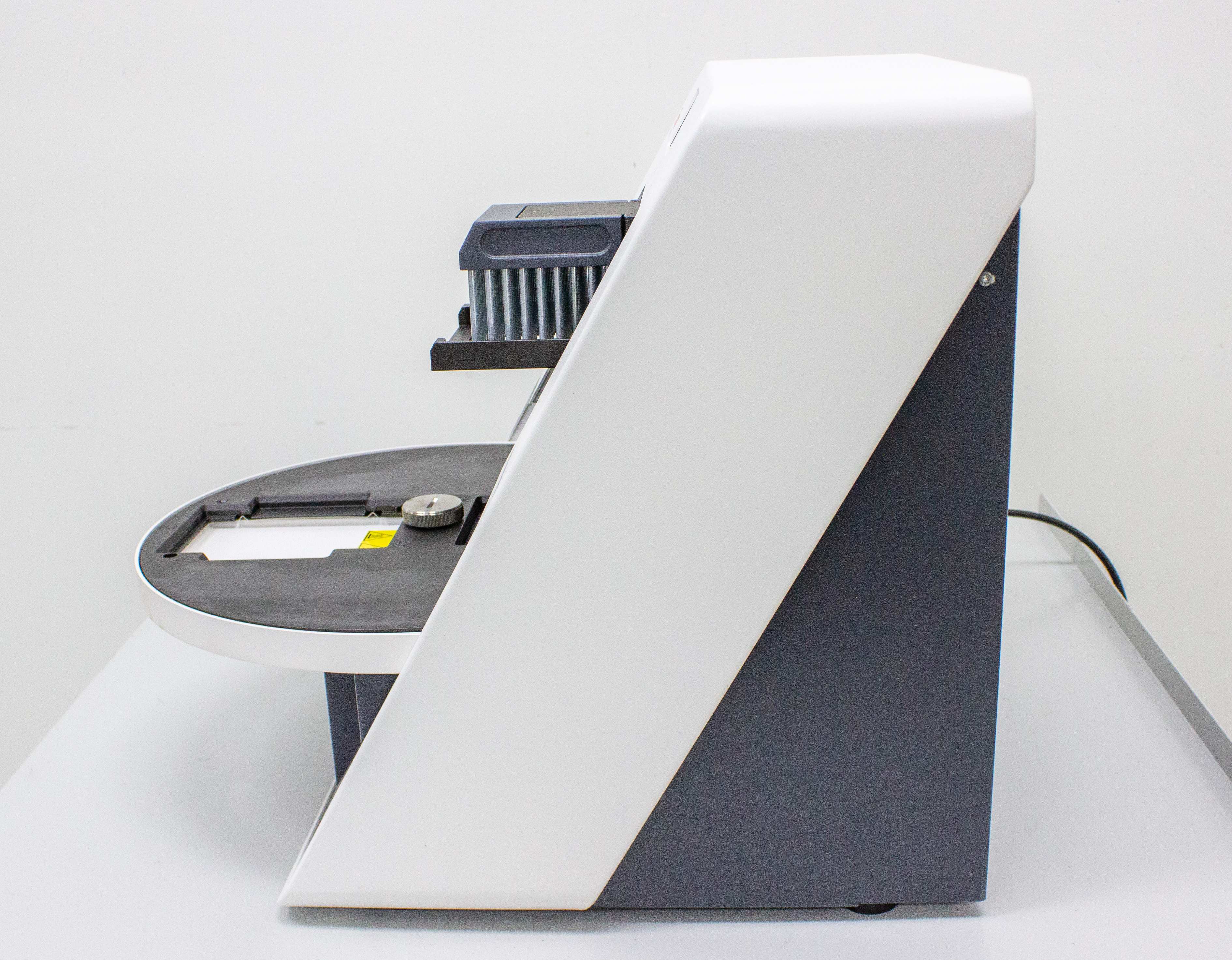 Thermo KingFisher Presto 96DW DNA RNA Protein Purification System 5000L