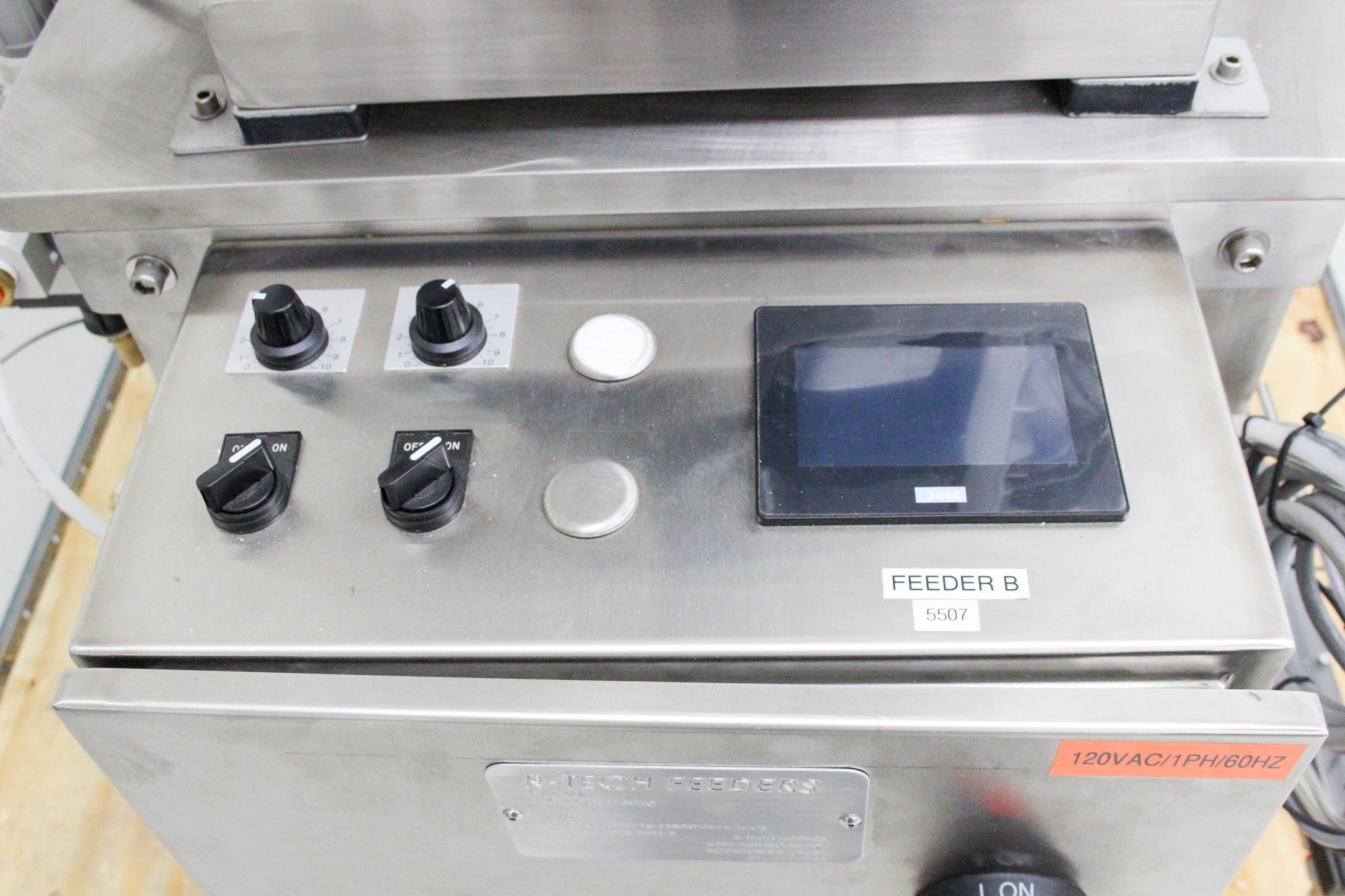 R-Tech 15-110AC Vibratory Bowl Feeder w/ Hopper for Industrial Automation