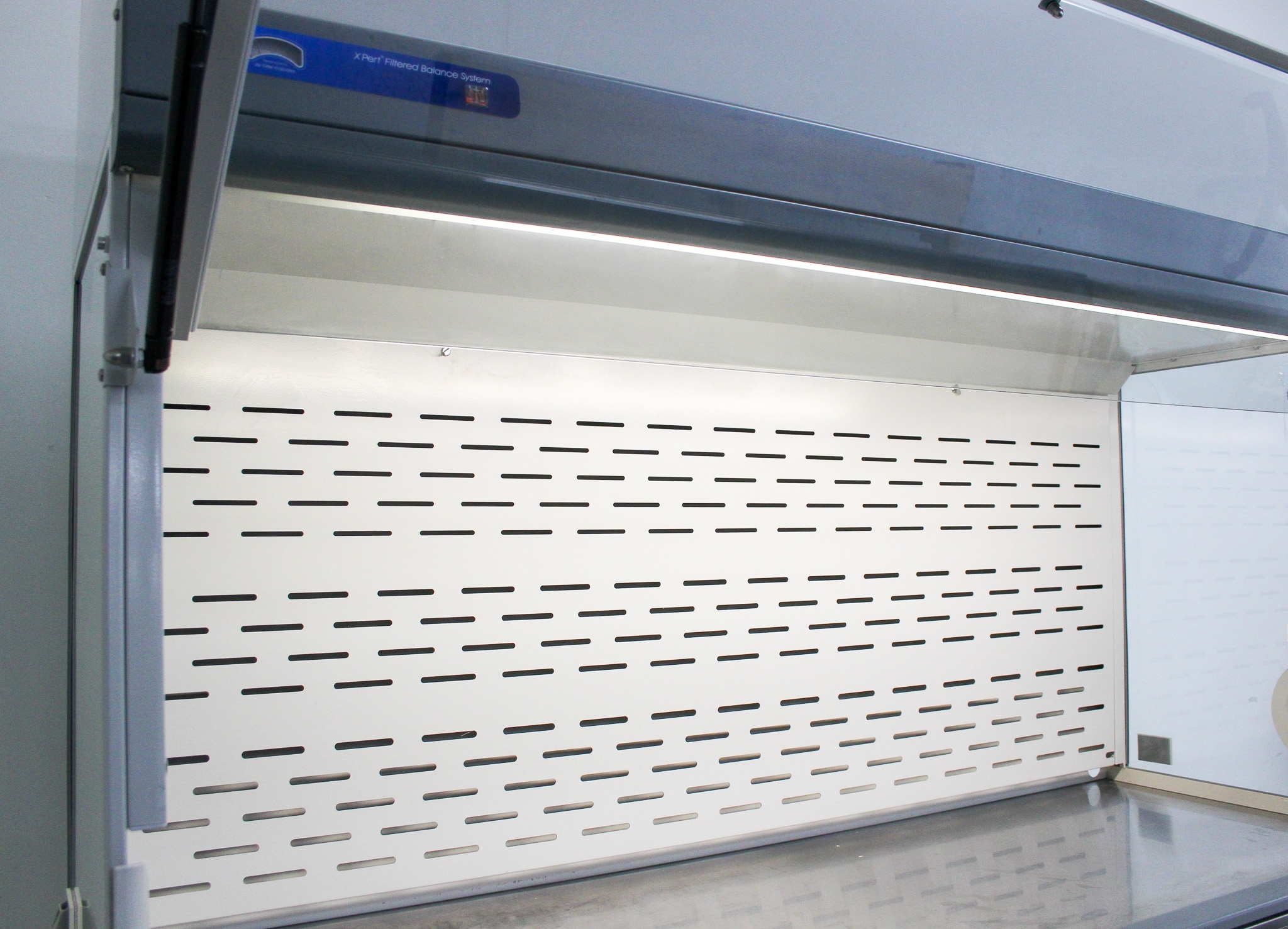 Labconco XPert 6' Filtered Balance System HEPA Ergonomic Enclosure Used