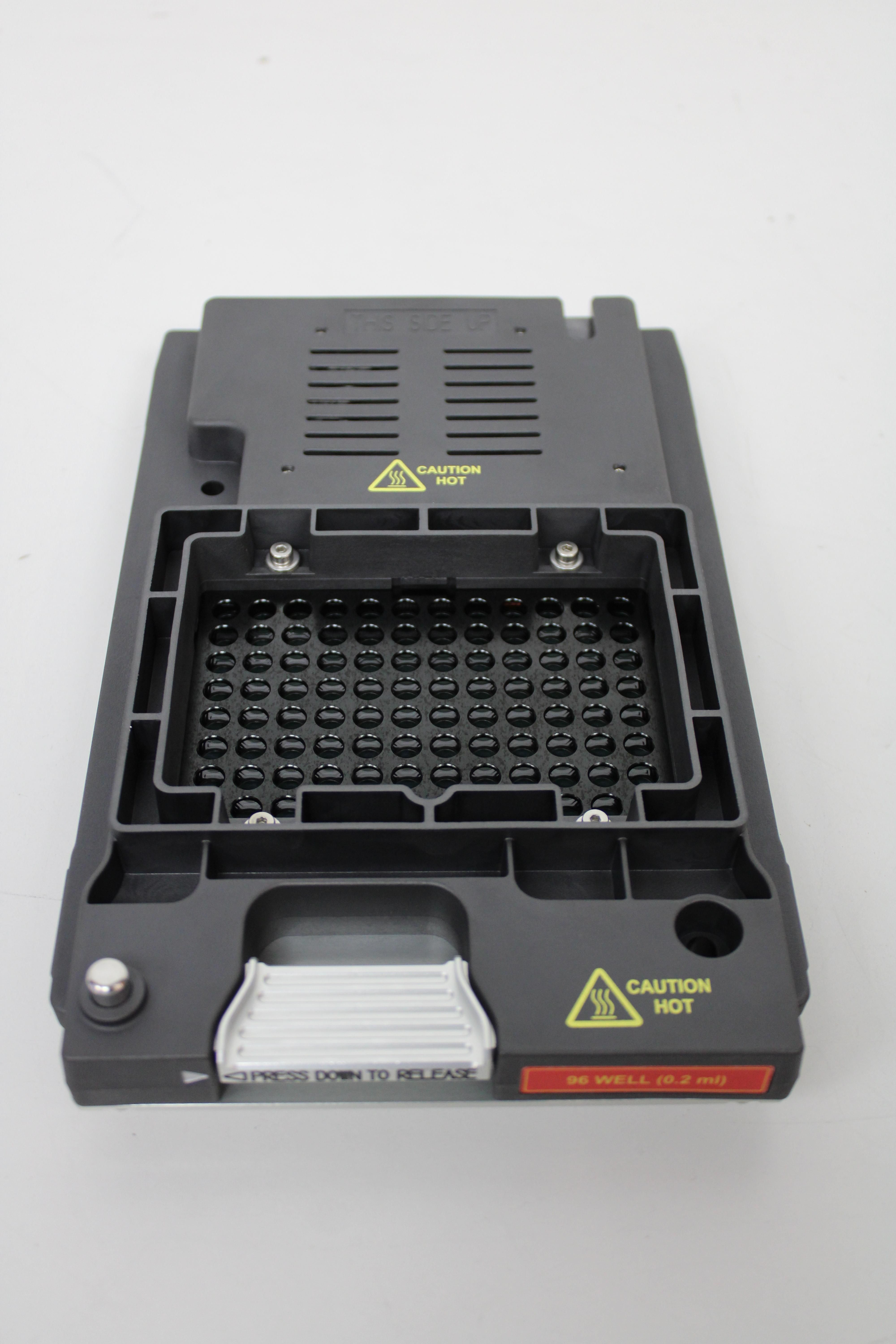 Applied Biosystems 96-Well Heated Cover 4453560 Salvage Lab Equipment