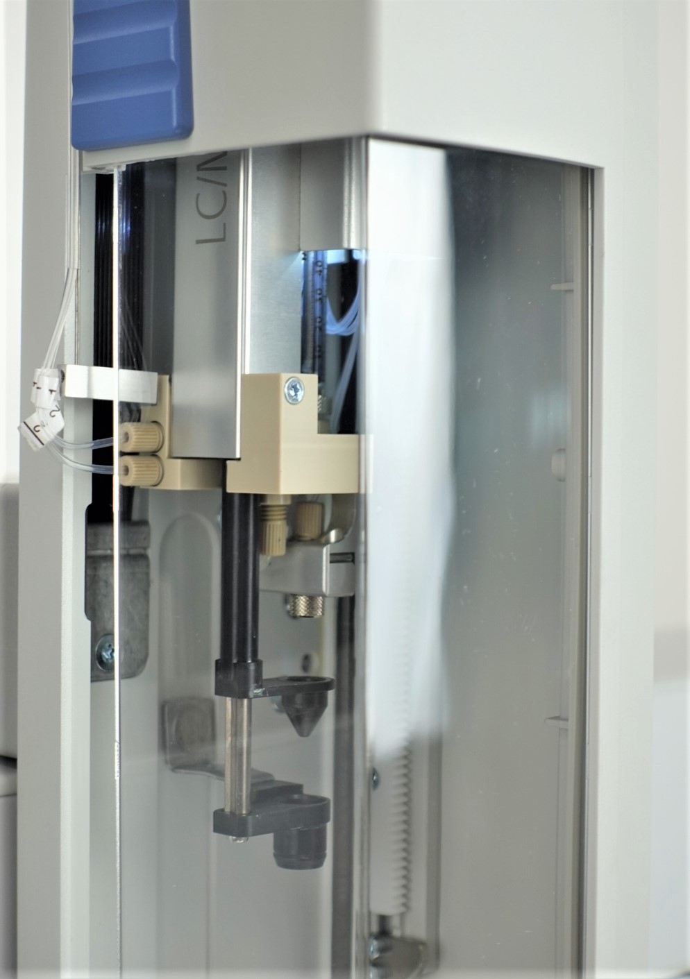 Thermo TriPlus RSI Autosampler Robotic LC-MS Sampler for Lab Automation