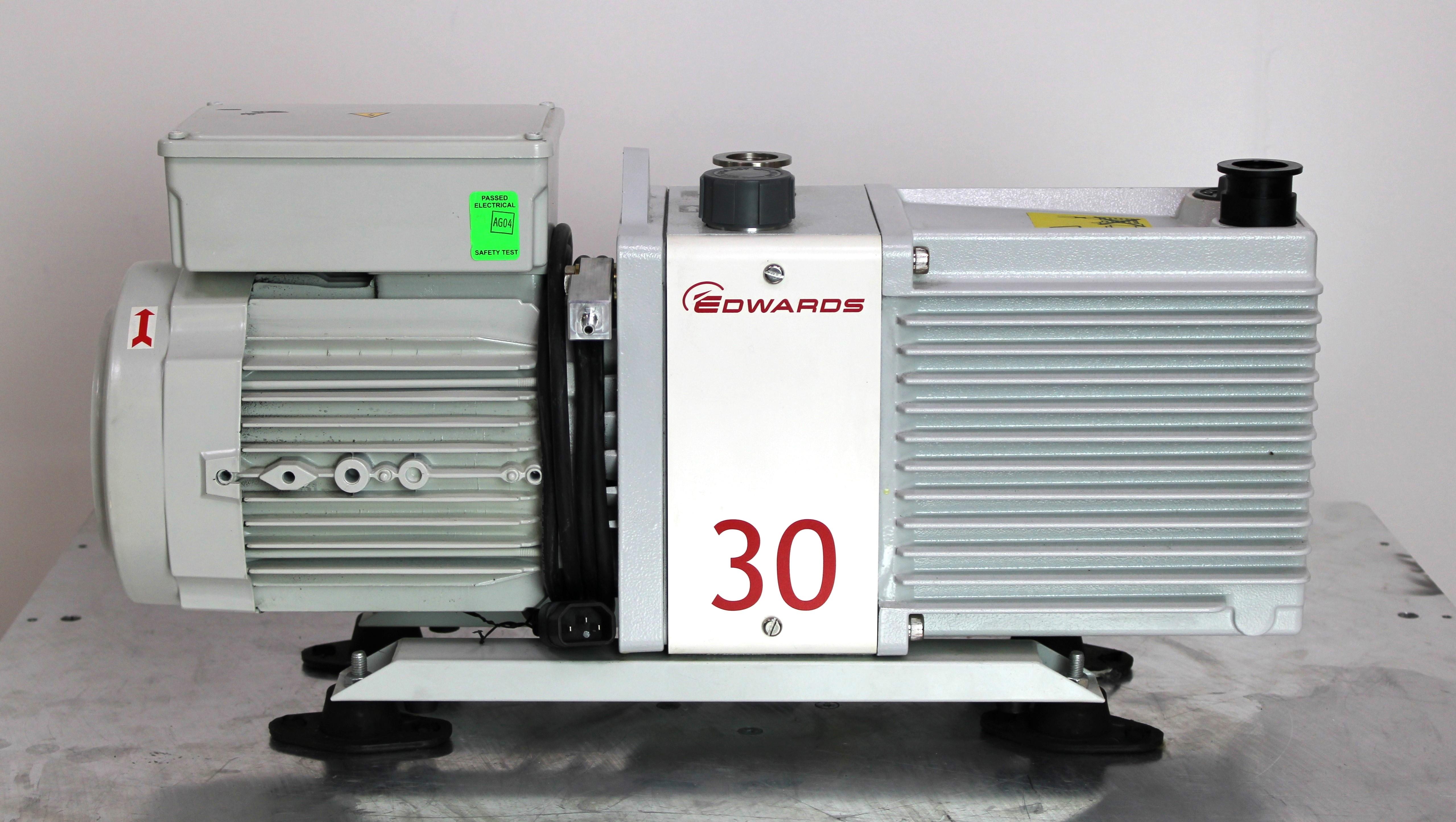 Edwards E2M30 Rotary Vane Vacuum Pump, 11.4 cfm, 1 x 10-3 Torr, 240V