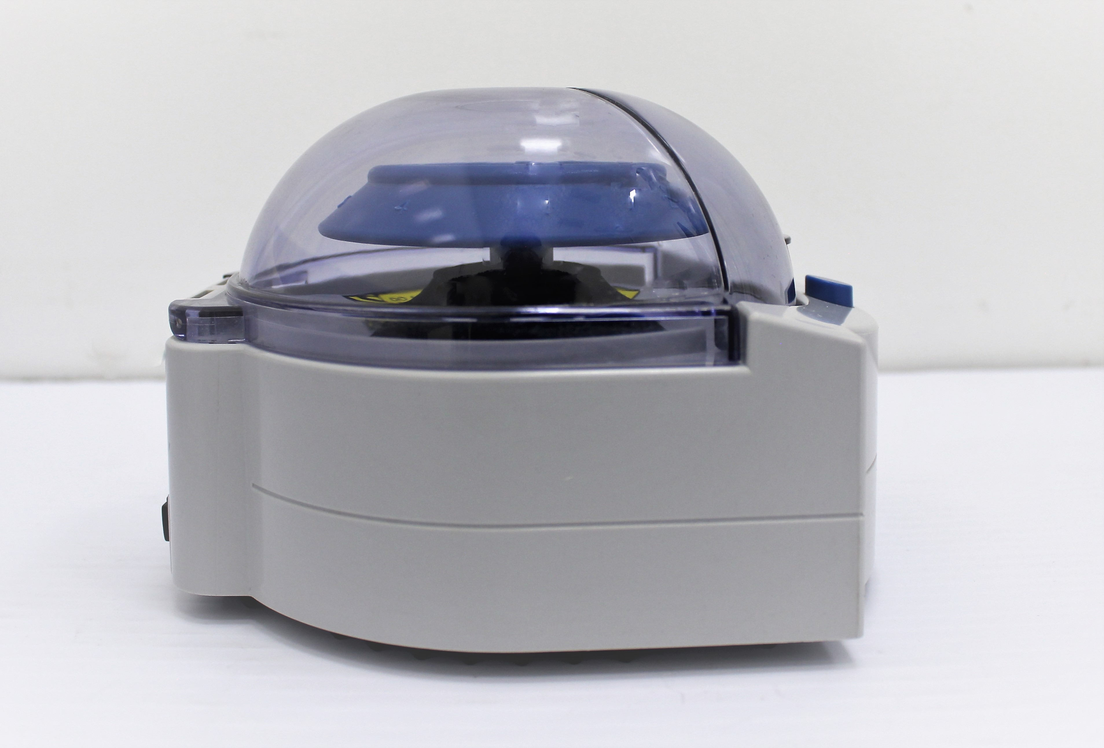 VWR Galaxy Mini Centrifuge KINETIC Energy 26 Joules C1413 - 6000 RPM, 120V