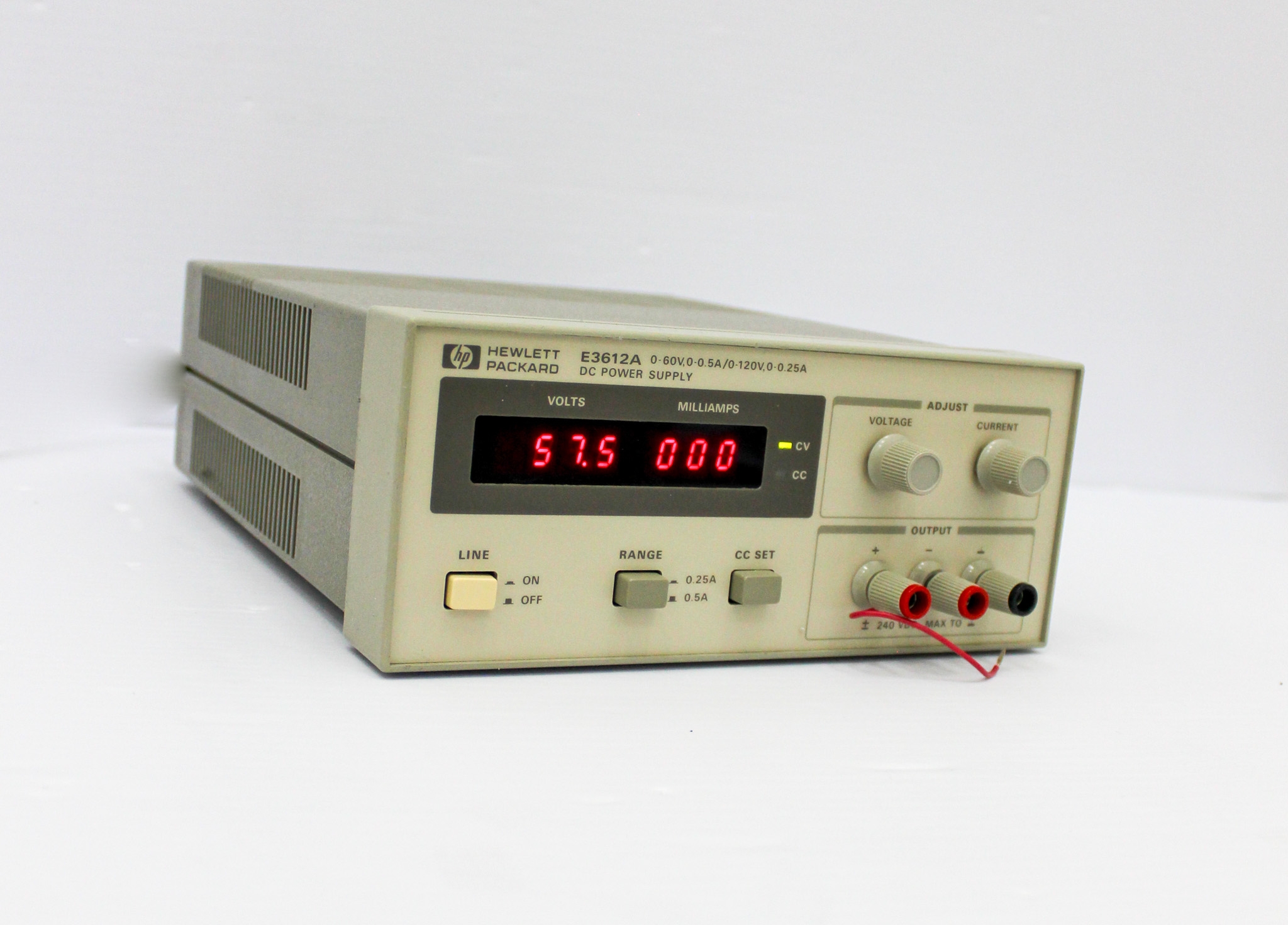 HP E3612A DC Power Supply Benchtop Output 30-60W Dual Range Features