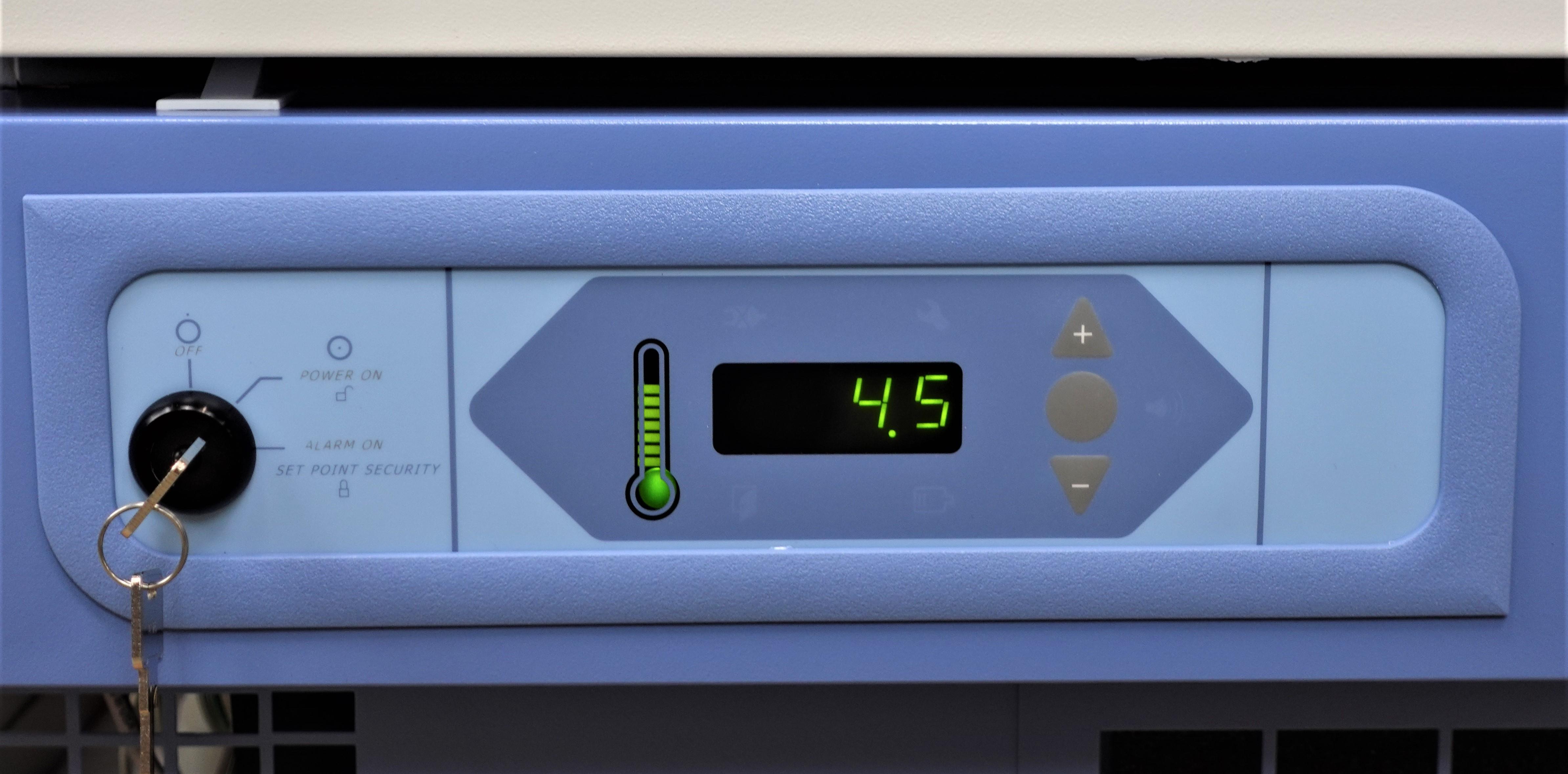 Thermo FRGL404W Refrigerator Chiller +4C 133L Capacity British Plug 230V