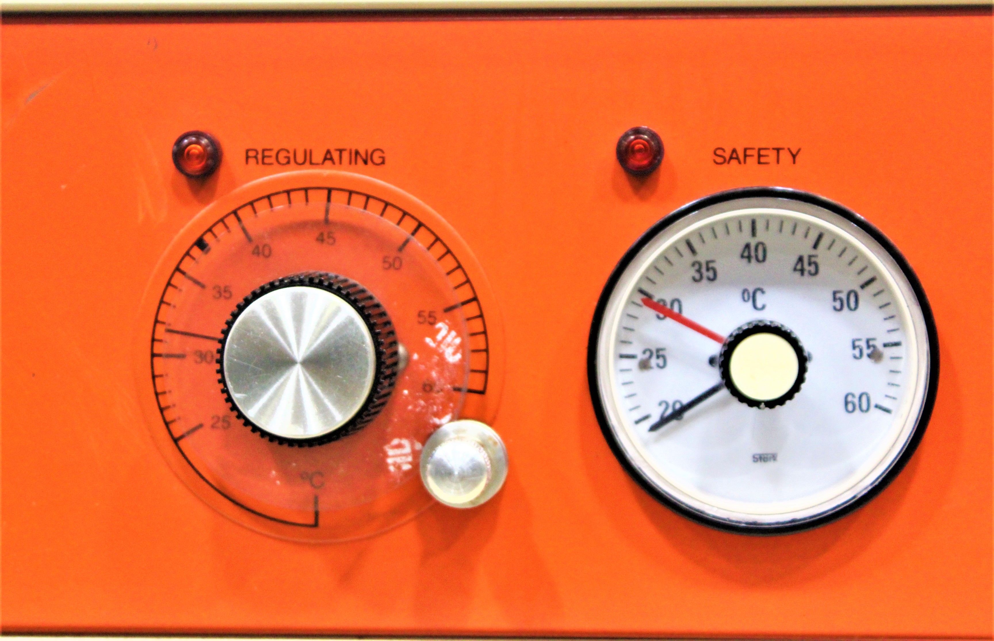 Napco 302 CO2 Incubator Safety System 0-20% Range Includes Power Cord