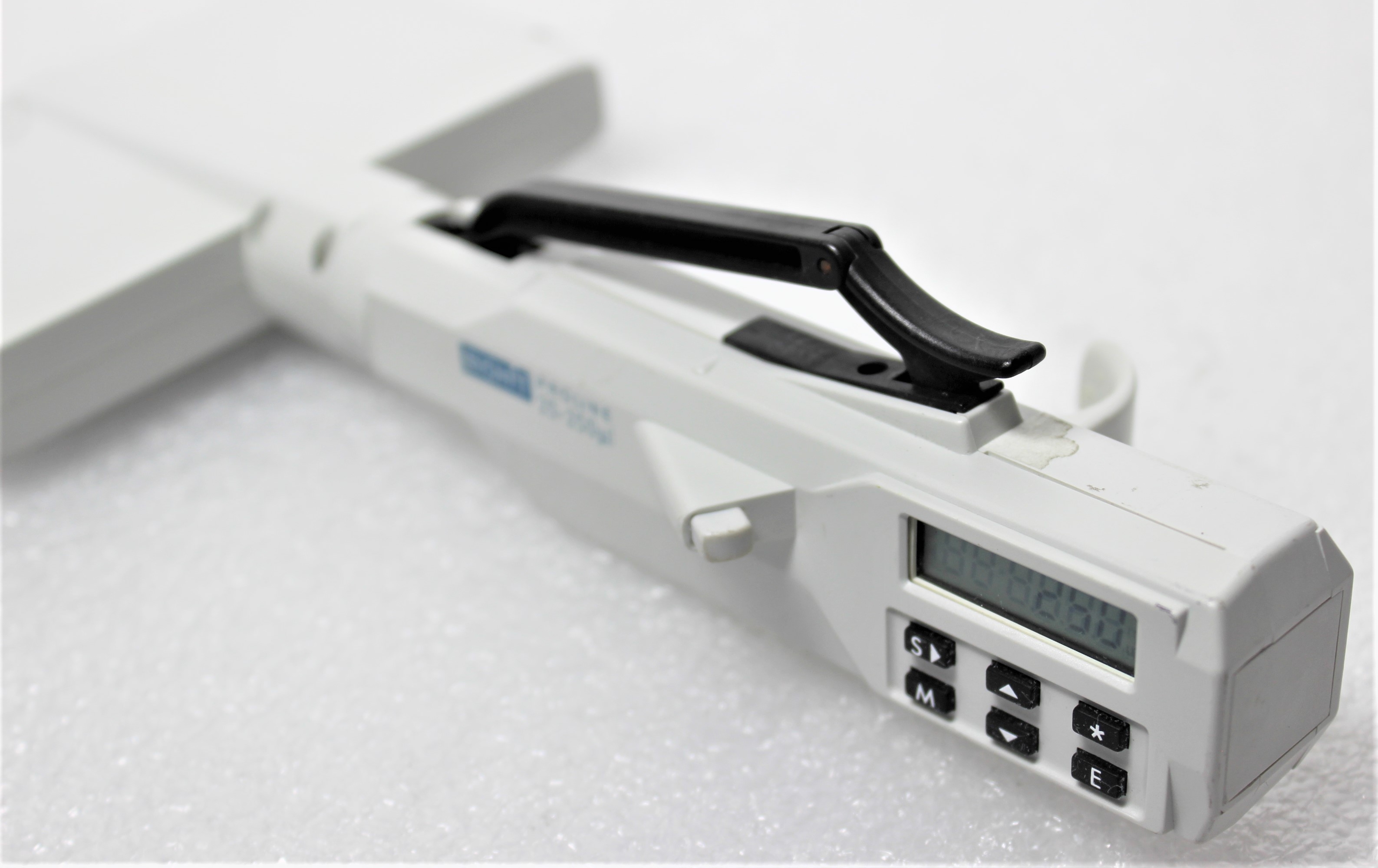 Biohit Proline Electronic Pipette 25-250uL Liquid Handling 12-Channel 80 Characters