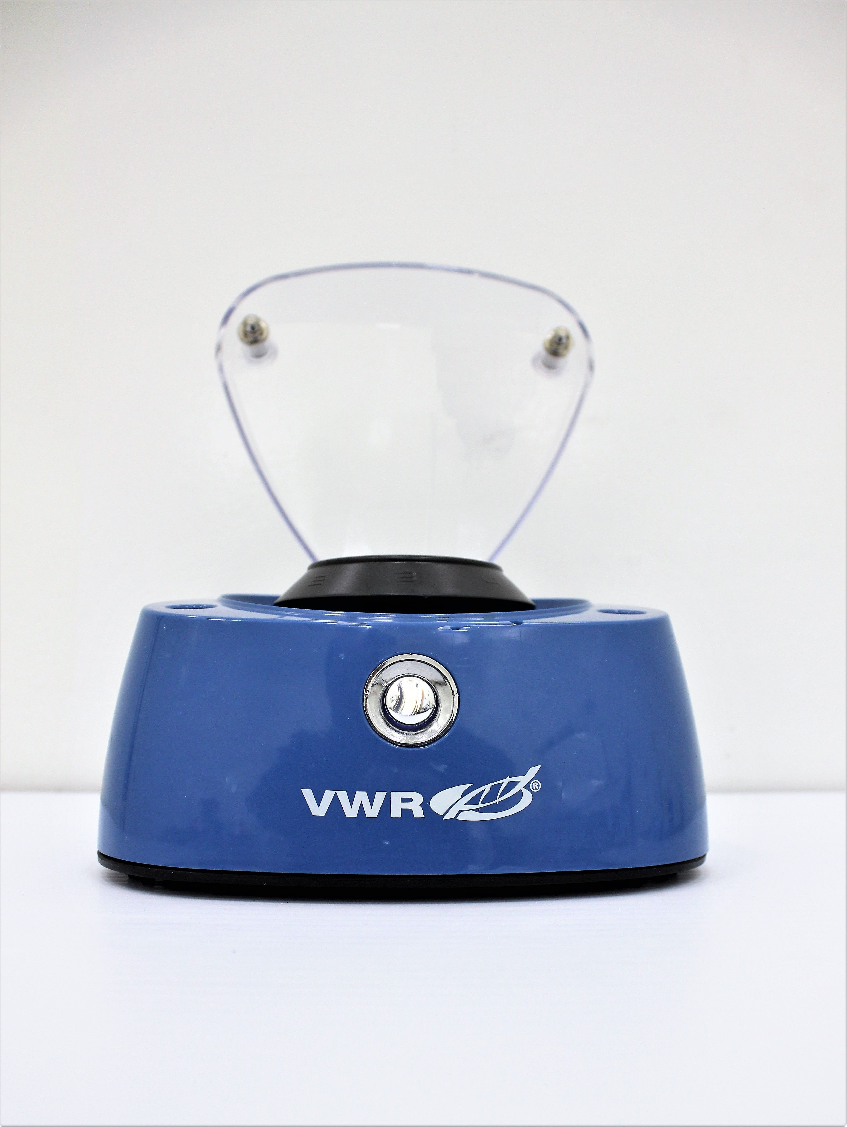 VWR Mini Centrifuge Microcentrifuge Quick Spin 8500 RPM Low G-Force 8-Place