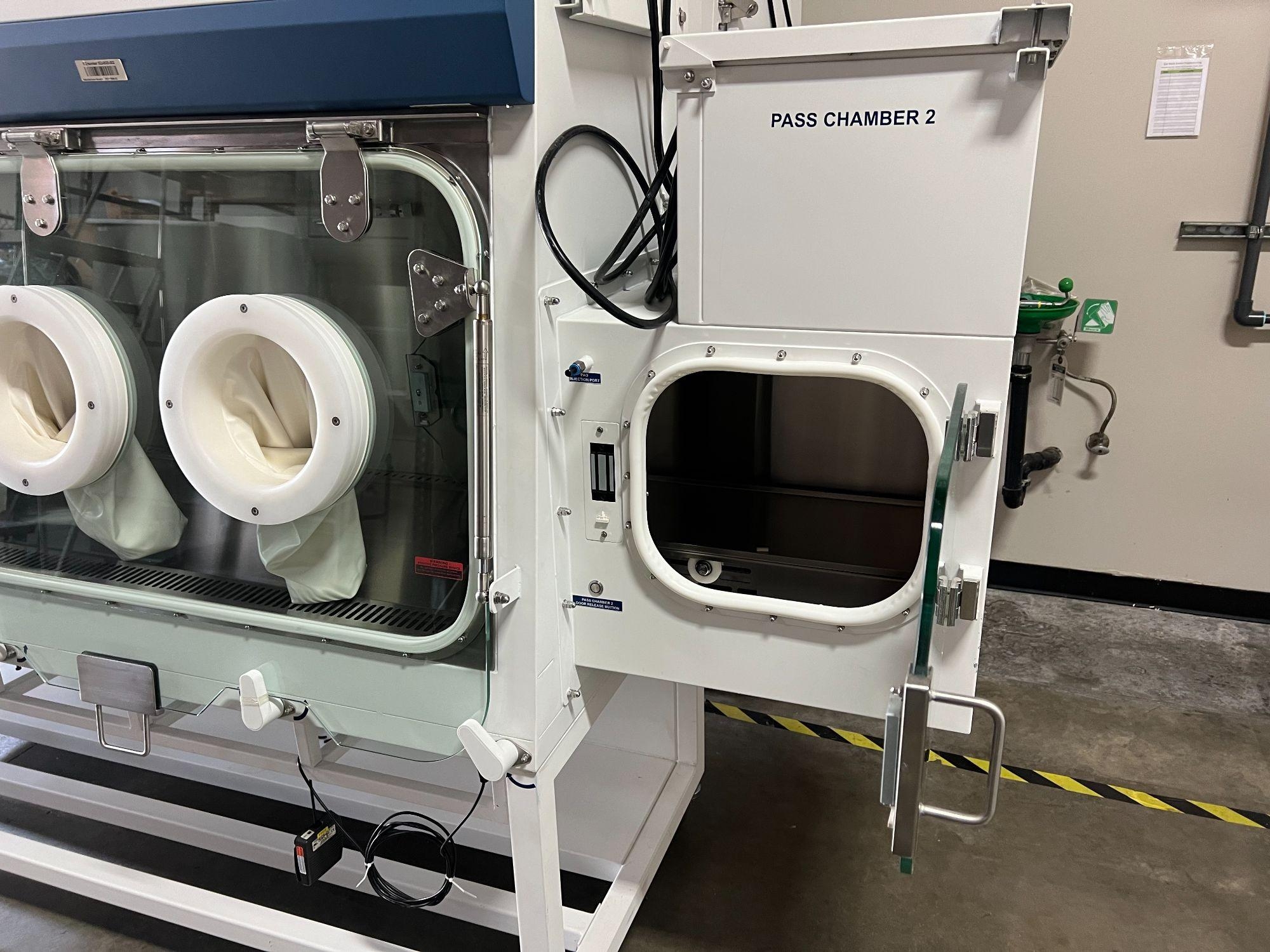 ESCO Isoclean Isolator - Inflatable Seal Model Positive Pressure(HPI-IS)