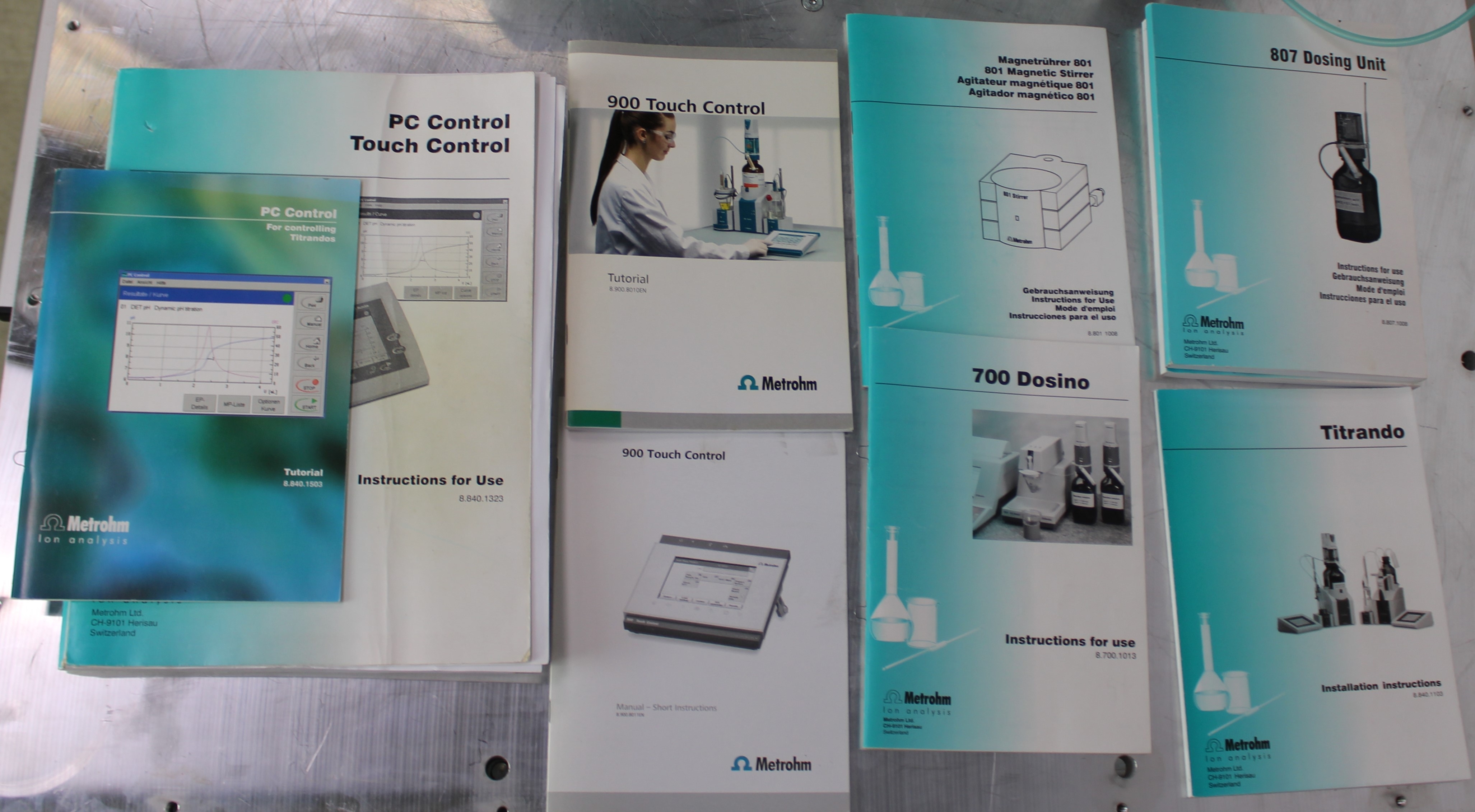 Metrohm 809 Titrando Ion Analyzer Conducts Dynamic Titration with Accessories