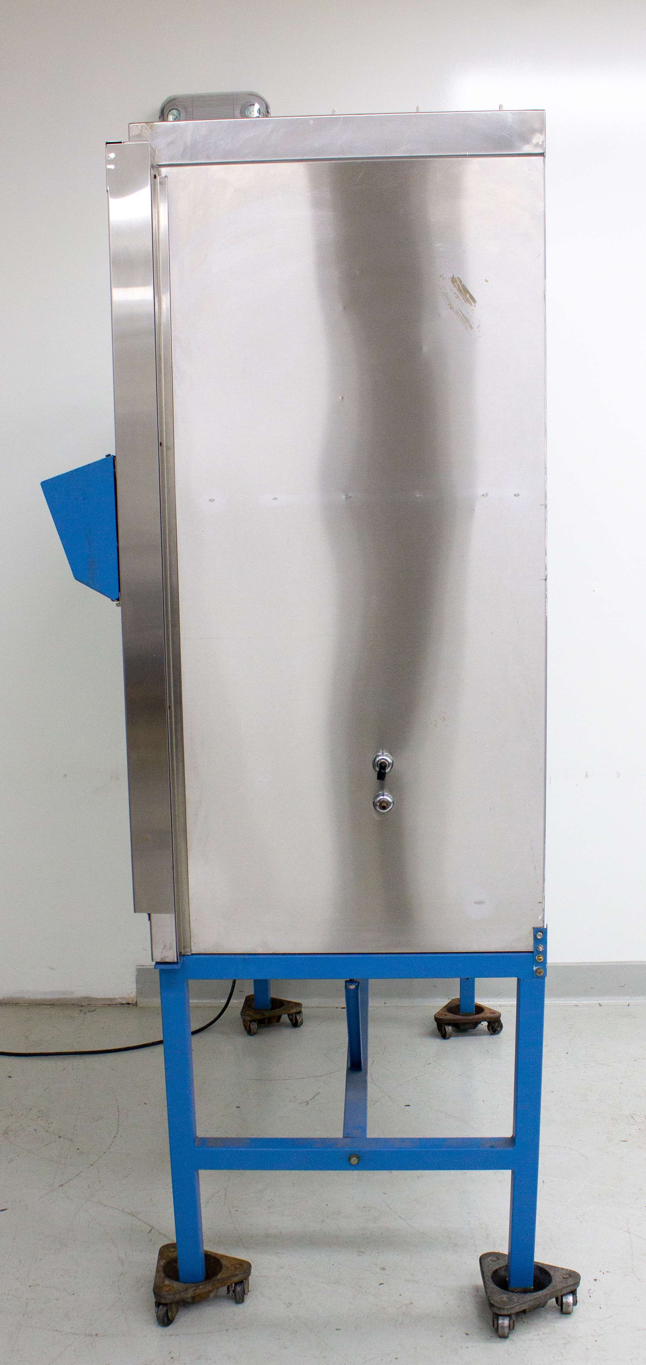 NuAire NU-425-600 Biological Safety Cabinet 6ft Lab Safer Airflow Ergonomics