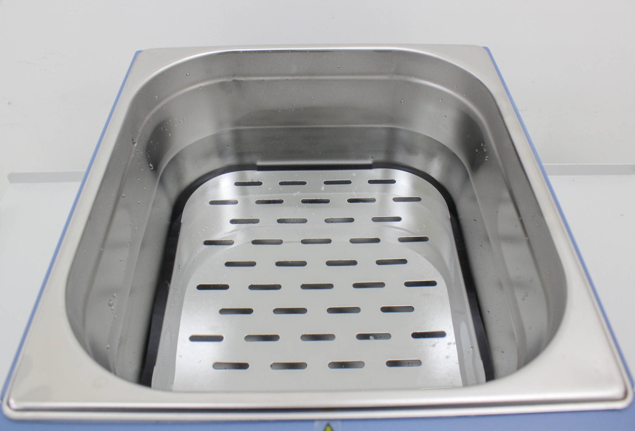 Stuart SWB15D Water Bath Digital 15L Turnkey System Temp Control LED Display