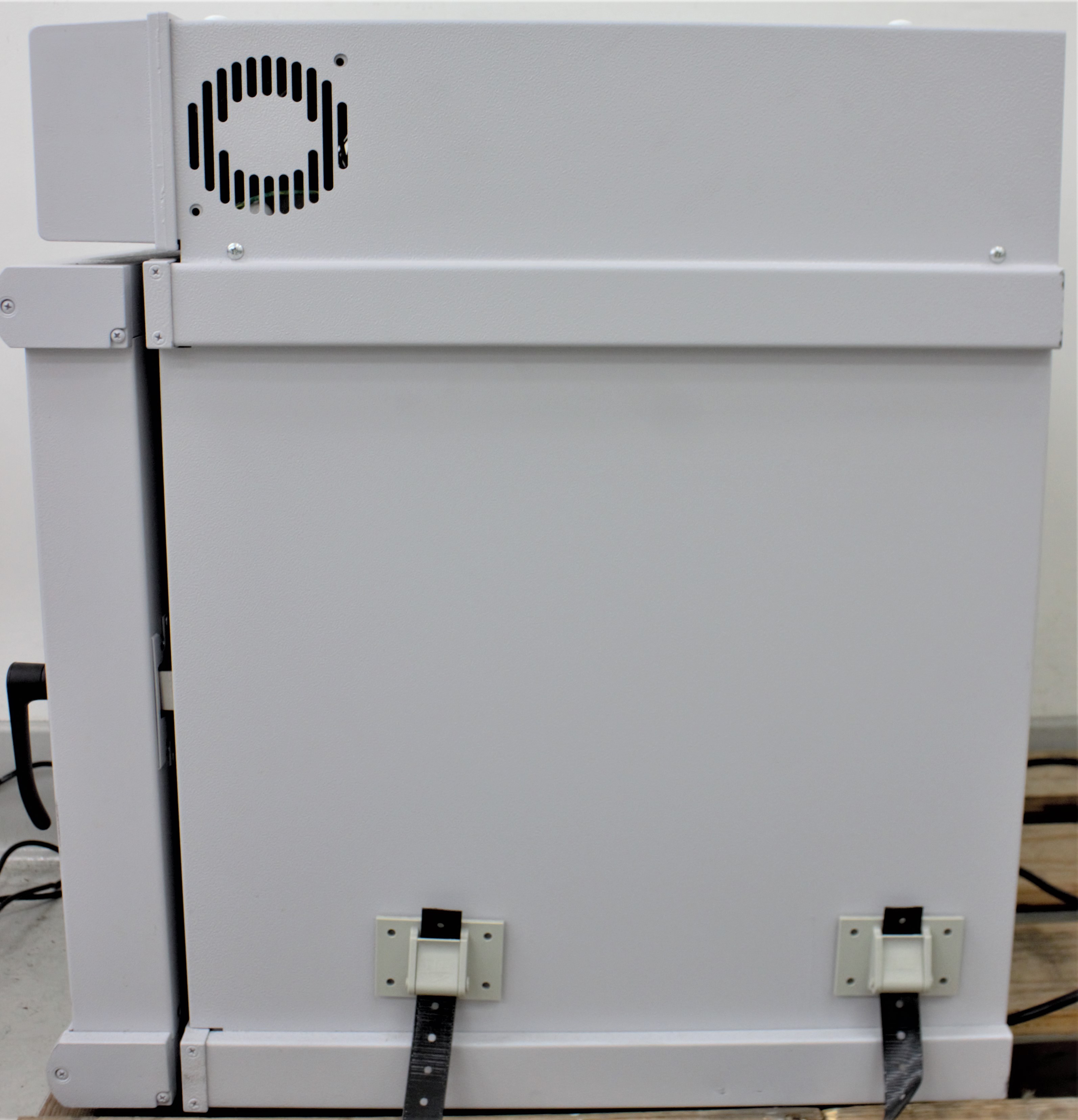 Fisher Isotemp 625D Incubator/PID Controlled Range 30-75C/Used Condition