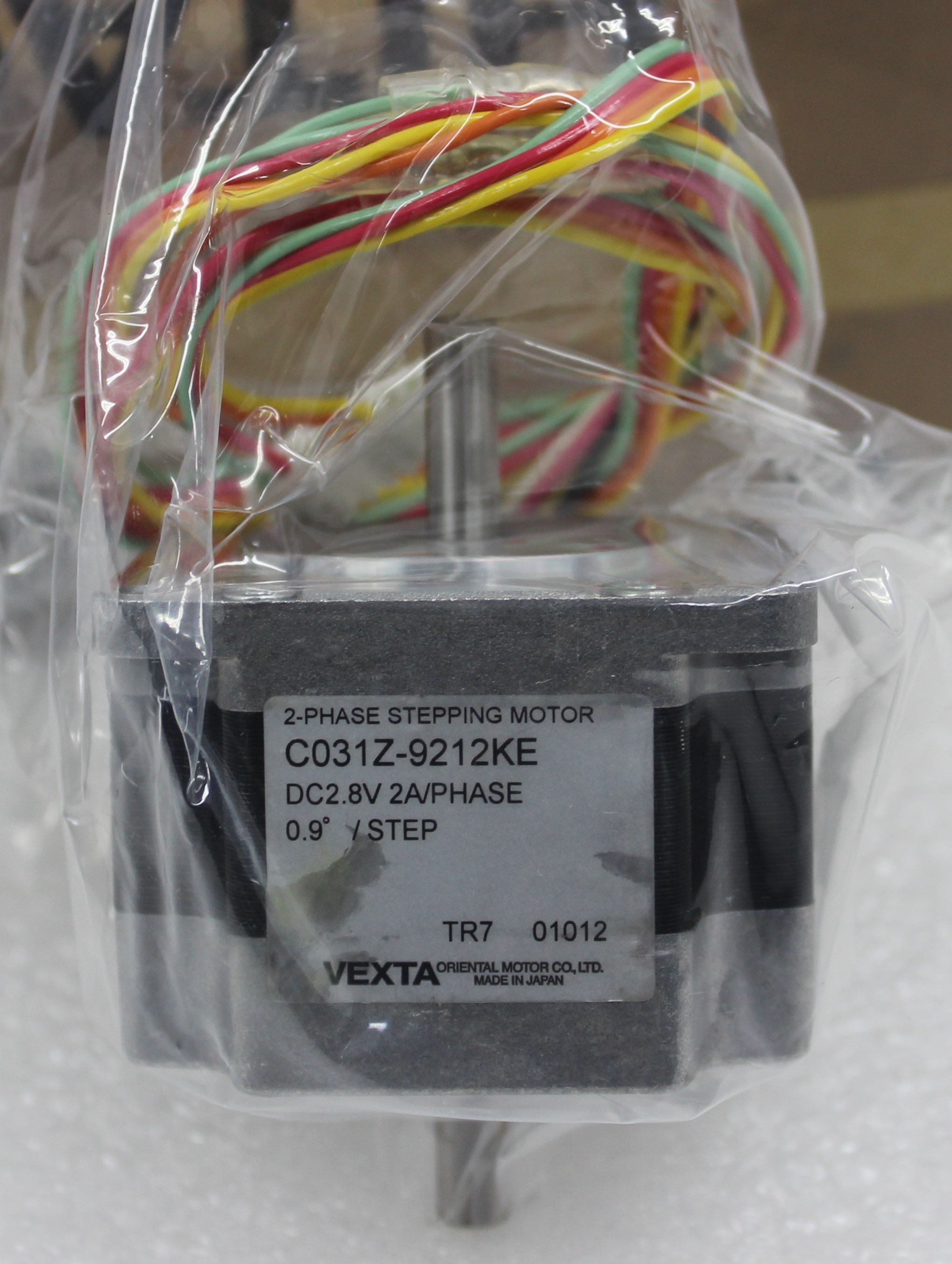 Vexta C031Z-9212KE Stepping Motor 2-Phase DC2.8V 0.9Deg Step TK Ready