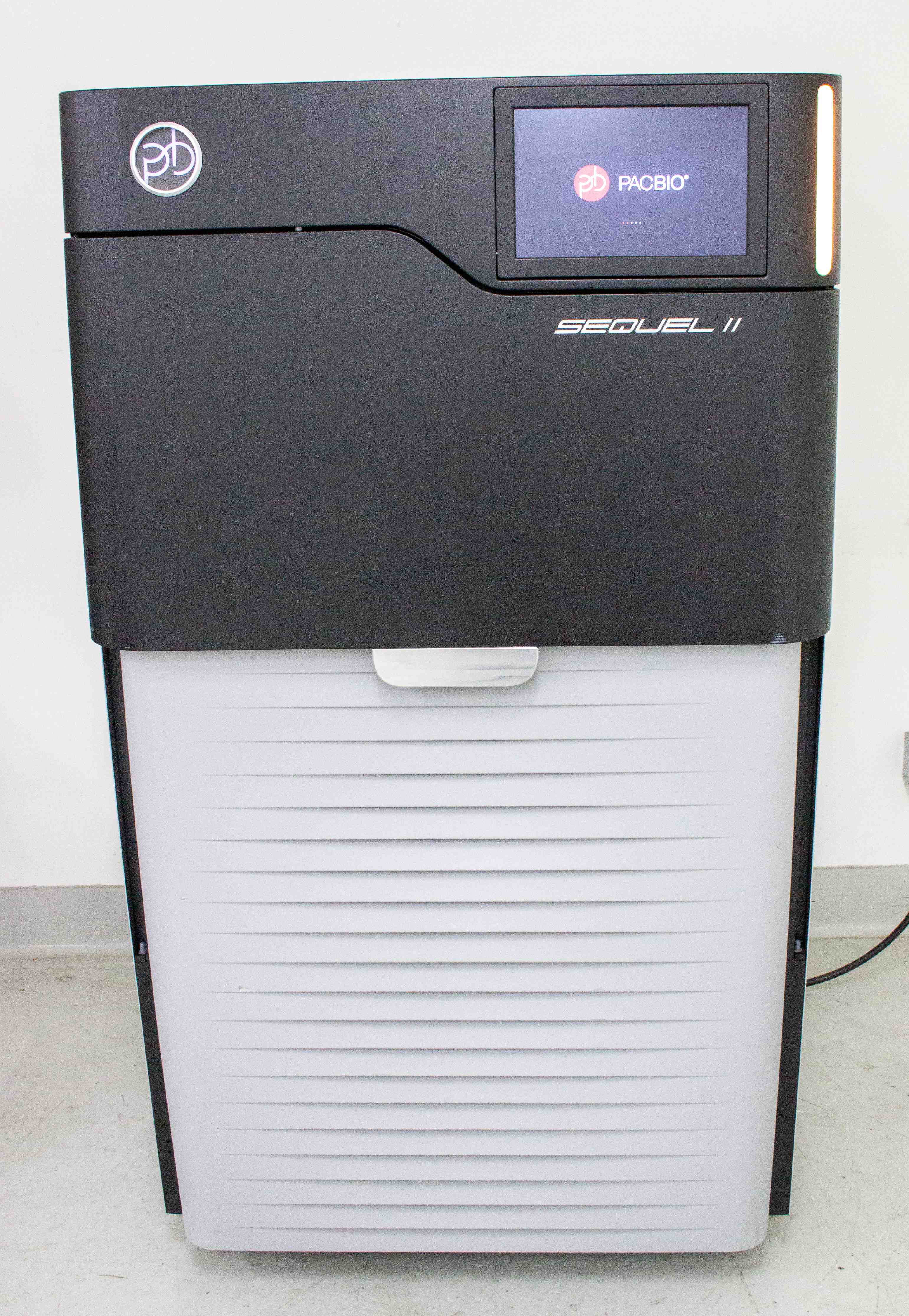 PacBio Sequel II DNA Sequencer Genome Analyzer 2019 Long-Read Technology