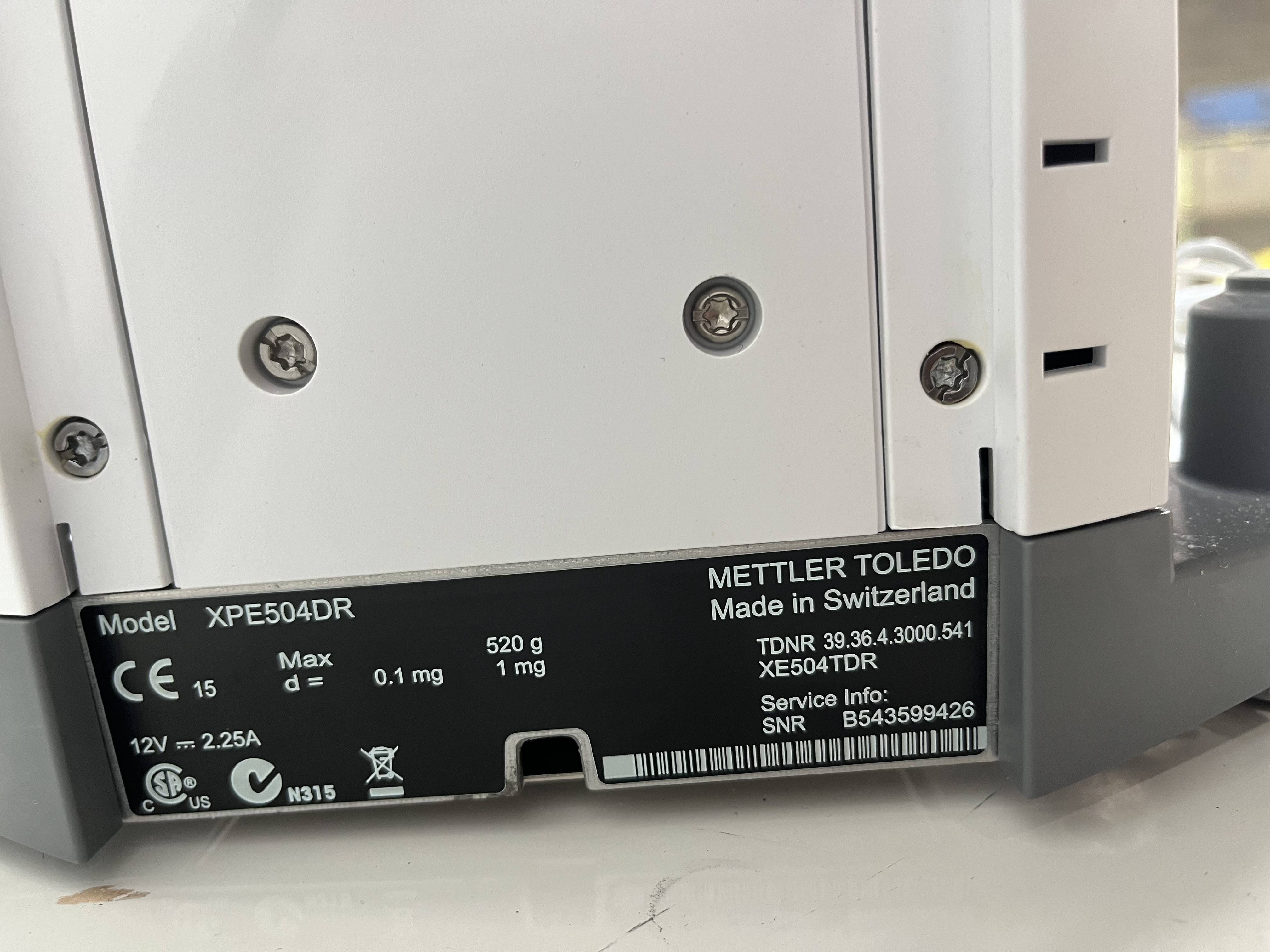 Mettler Toledo XPE504 Analytical Balance 220g Capacity Internal Calibration