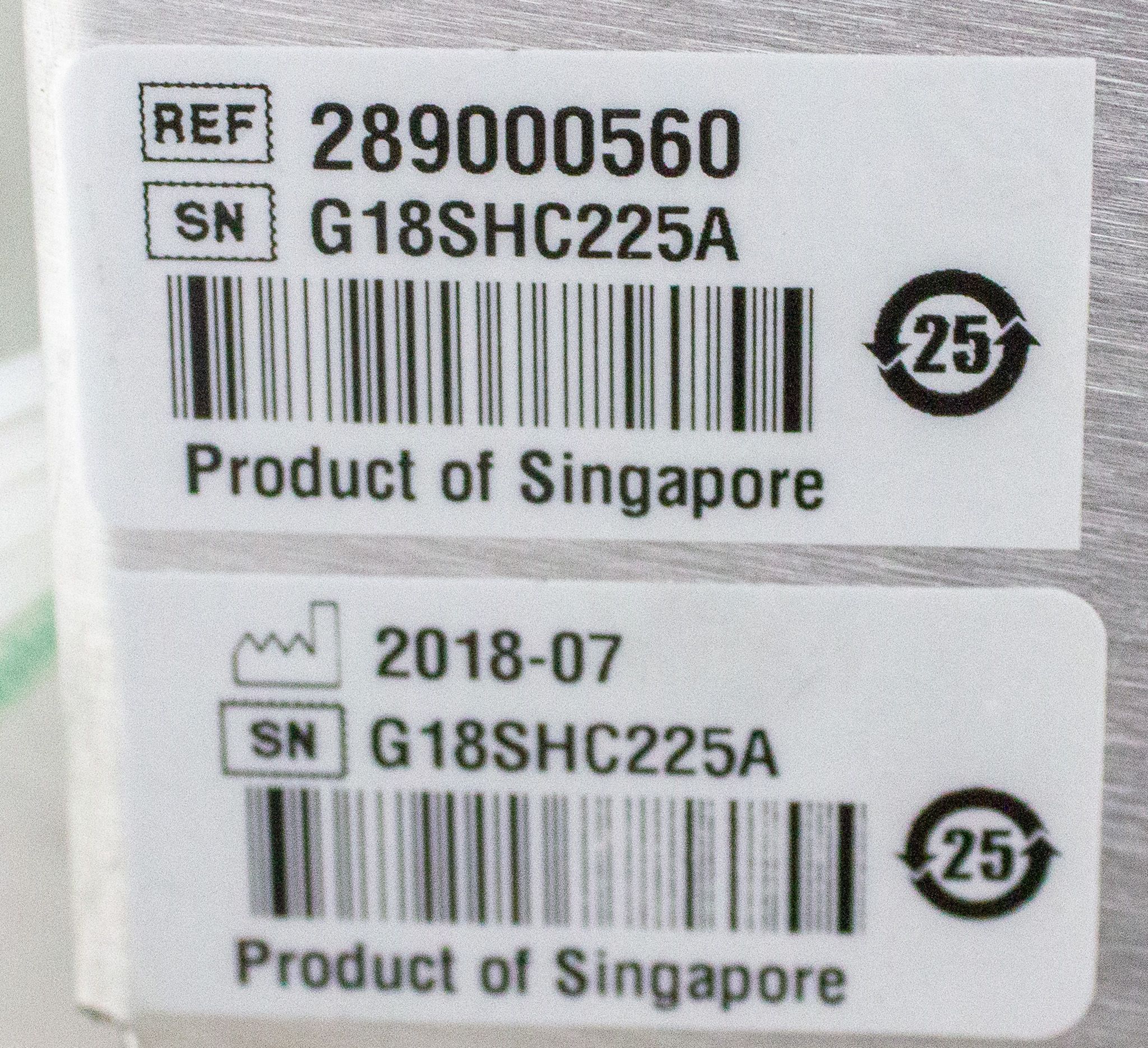 Waters e2695 HPLC System with 2489 UV/Vis Detector Quaternary Solvent Mixing