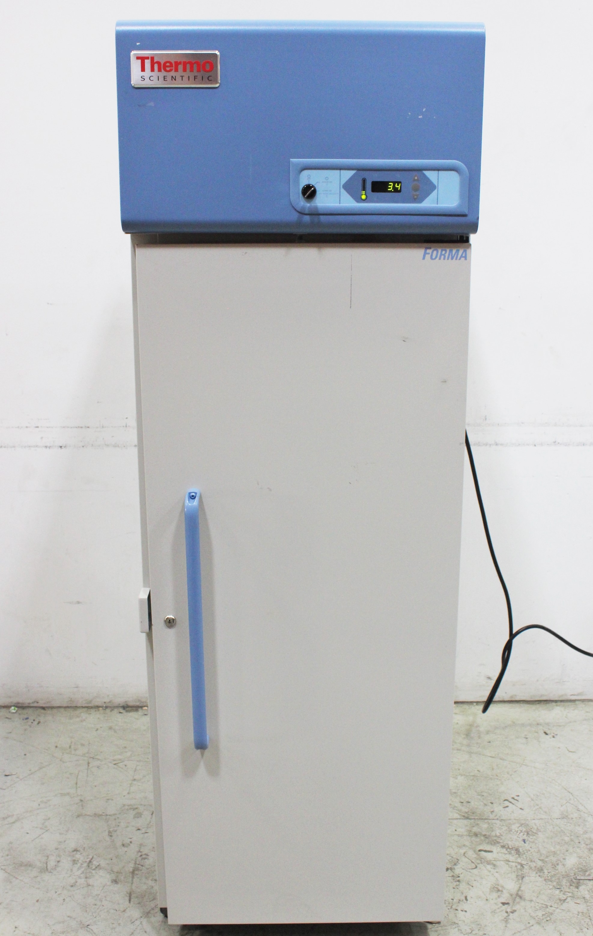 Thermo Scientific FRGL1204A High-Performance Laboratory Refrigerator 11.5 cu. ft.