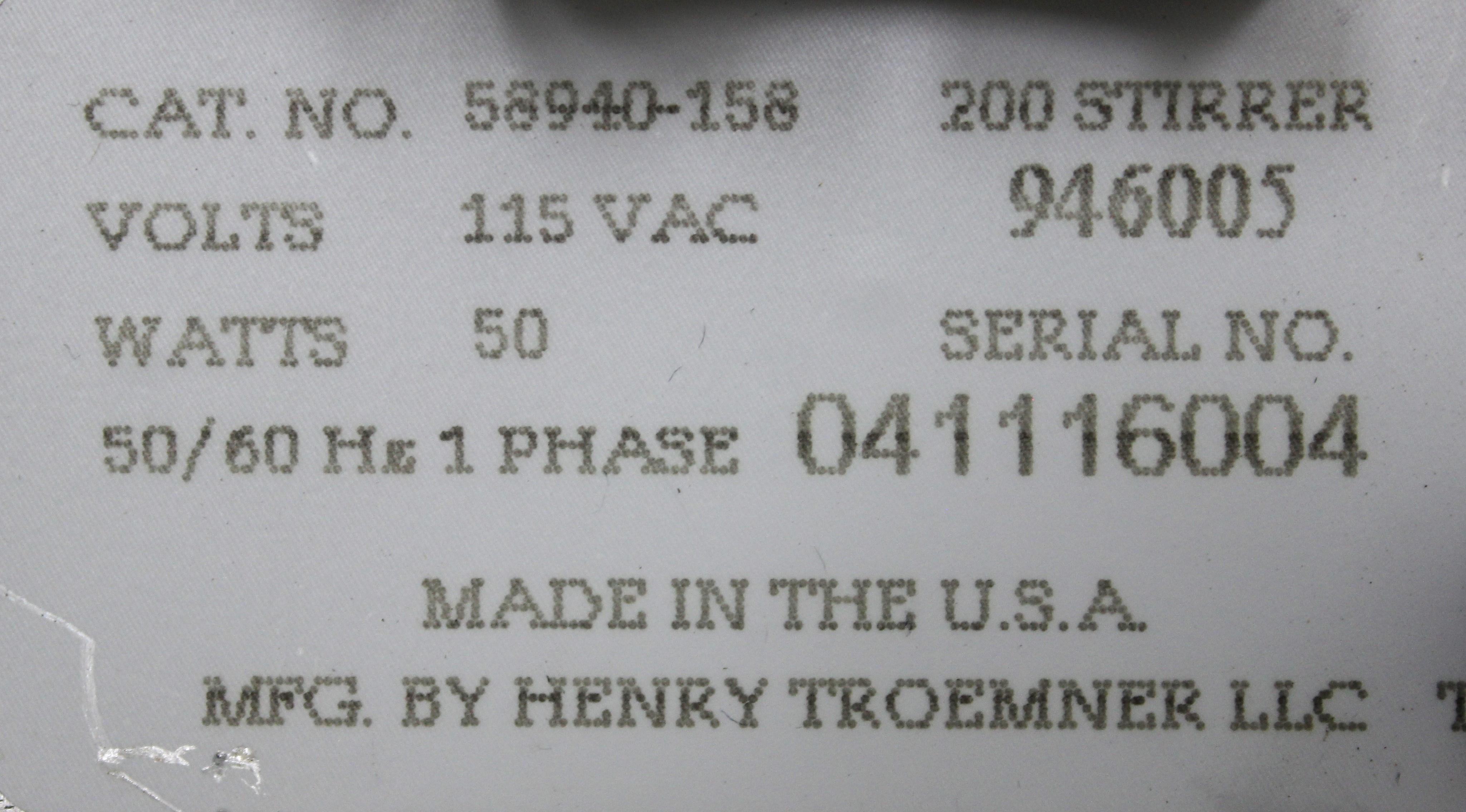 VWR 200 Mini Stirrer 100-1200 RPM Compact Consistent Mixing Stir Plate