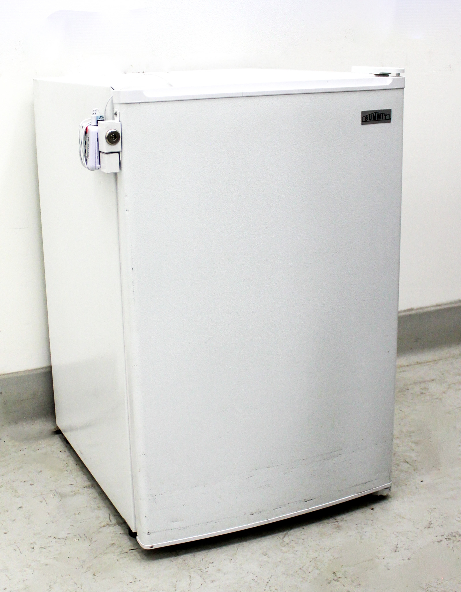 Summit FS60M-L All-Freezer 5.0 cu.ft. Manual Defrost Energy Efficient System