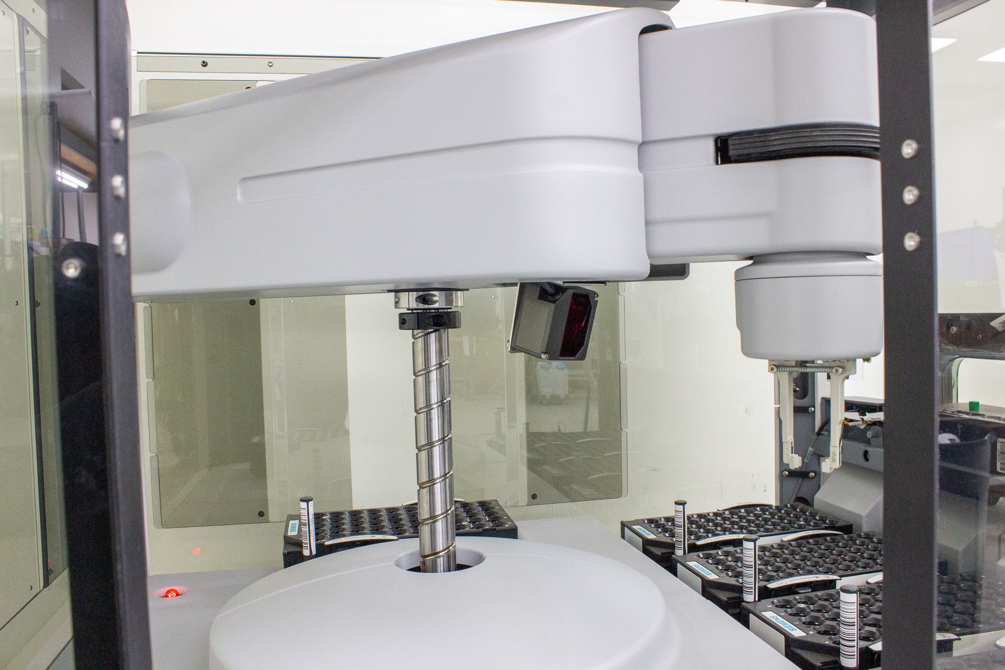 Siemens VersaCell X3 Cell Analyzer with Computer Needs Repair, Parts