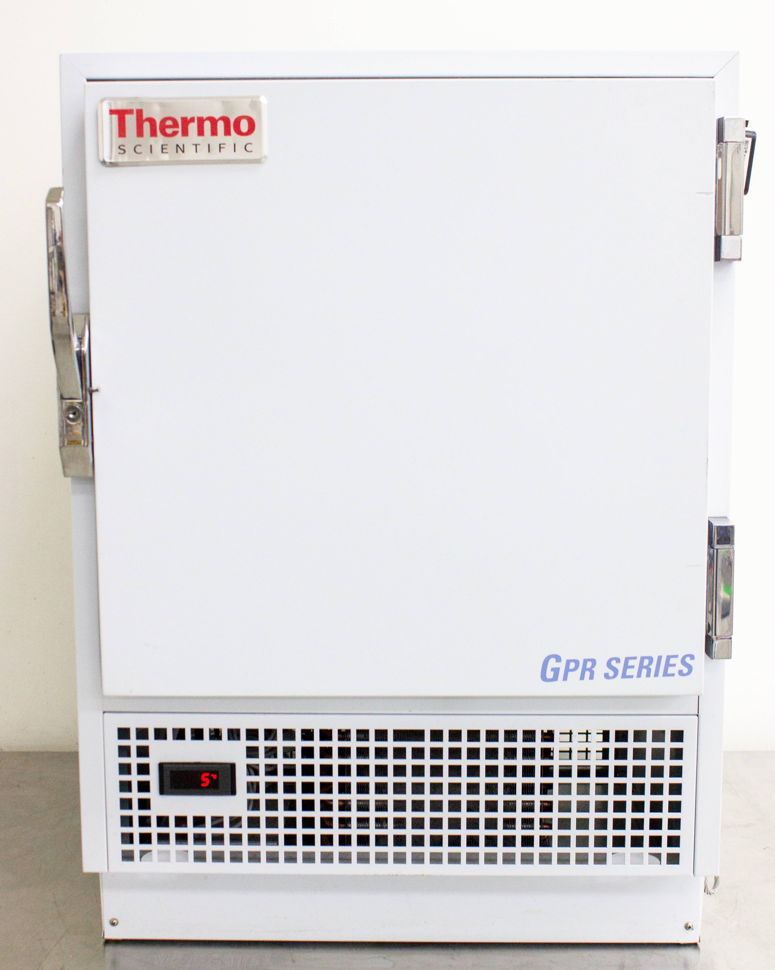 Thermo MR05PA-SEEE-TS Under-Counter Laboratory Refrigerator 5.4 cu ft