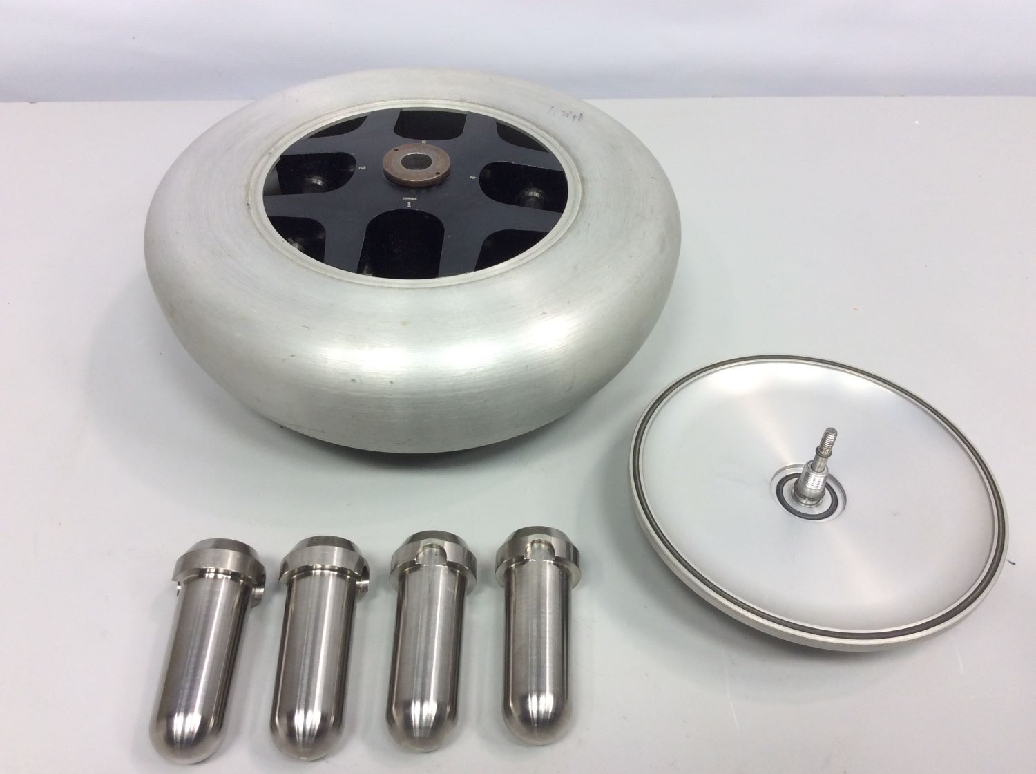 Sorvall HB4 Rotor 4x50ml Centrifuge 27600g Max RCF 13000 RPM Used