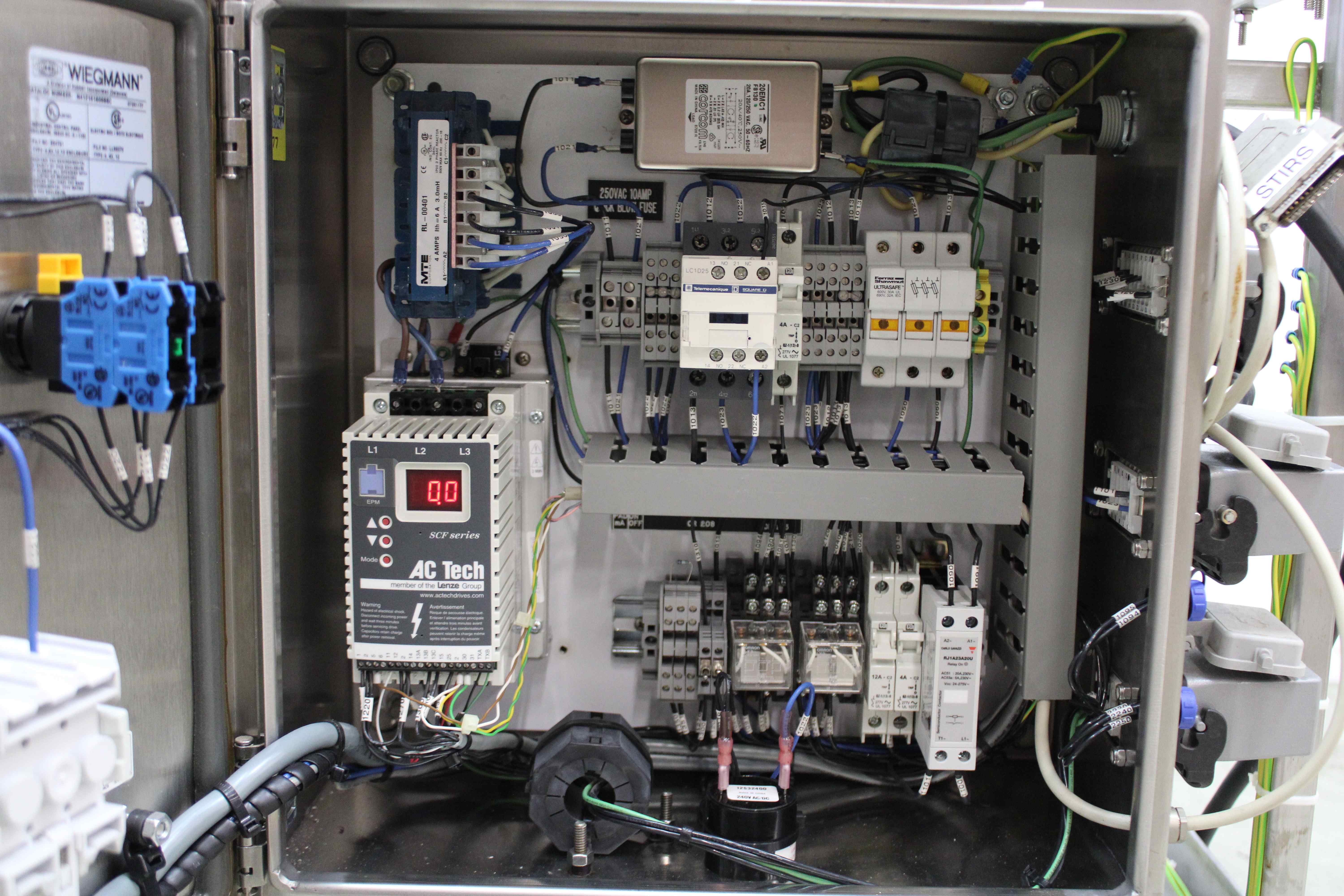 HyClone SV50171.02 Bioreactor 50L Single-Use GTR Motor Process Fair Cond