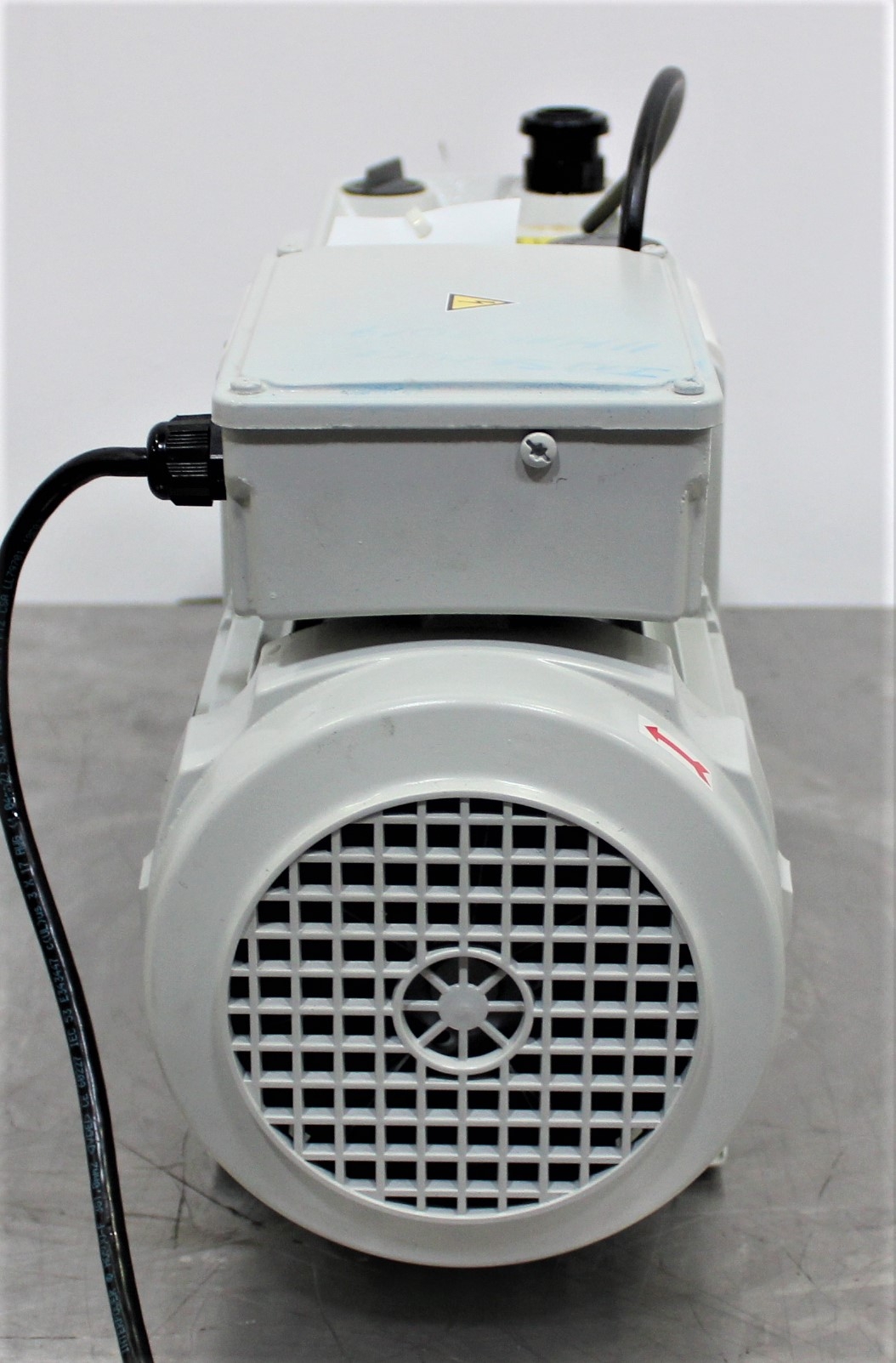 Edwards E2M30 Vacuum Pump 0.5hp High and Low Throughput Quiet Operation