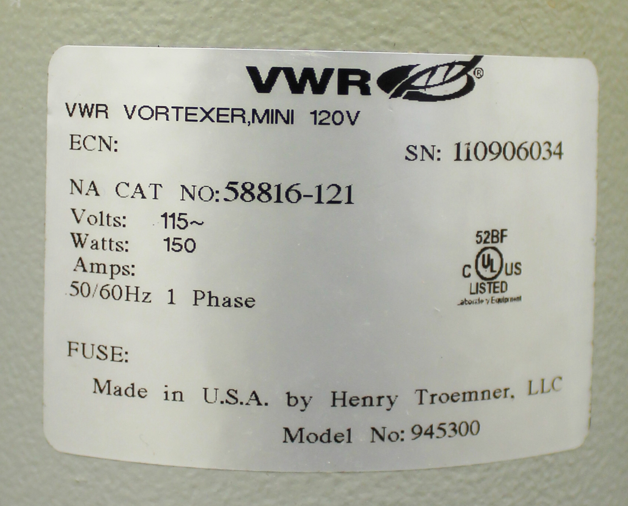 VWR 945300 Vortexer Sample Shaking Vortexing 100-3200 RPM Used US