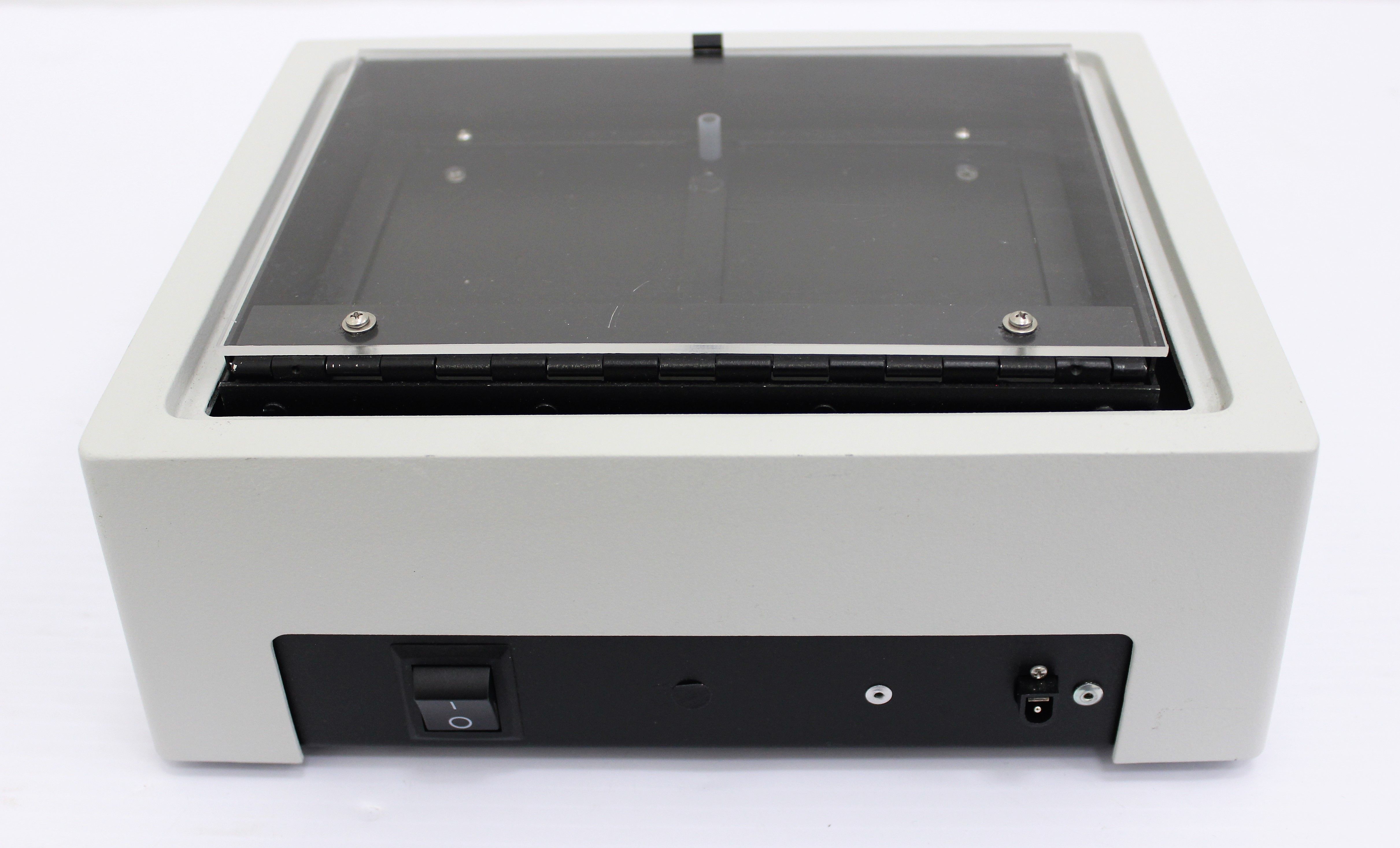 Boekel 130000 Jitterbug Incubator Shaker, Heated Microplates 1500 RPM