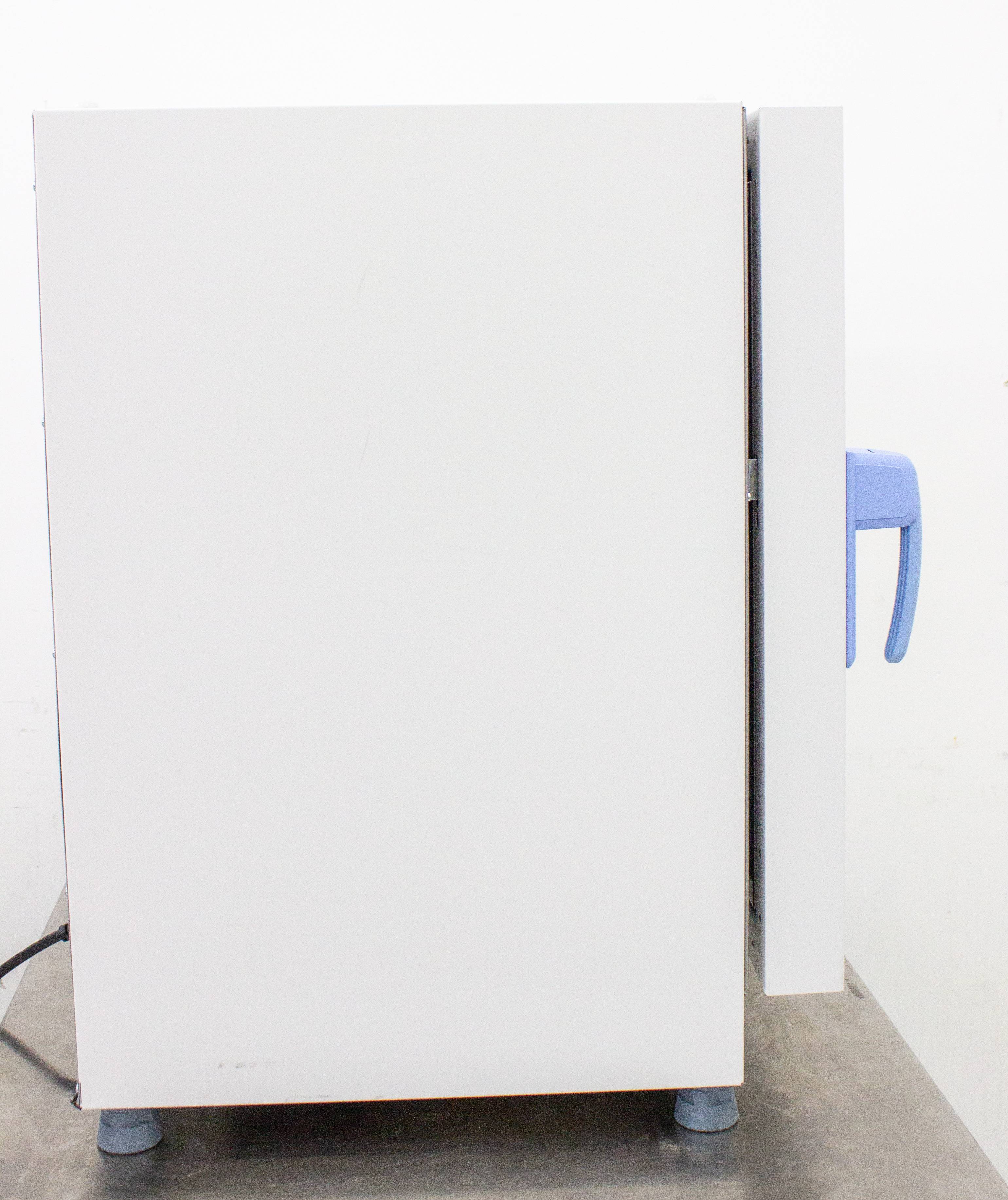 VWR Incubator Gr Con 2.6CF Incubator Ambient +5 to 75C Versatile Lab Use