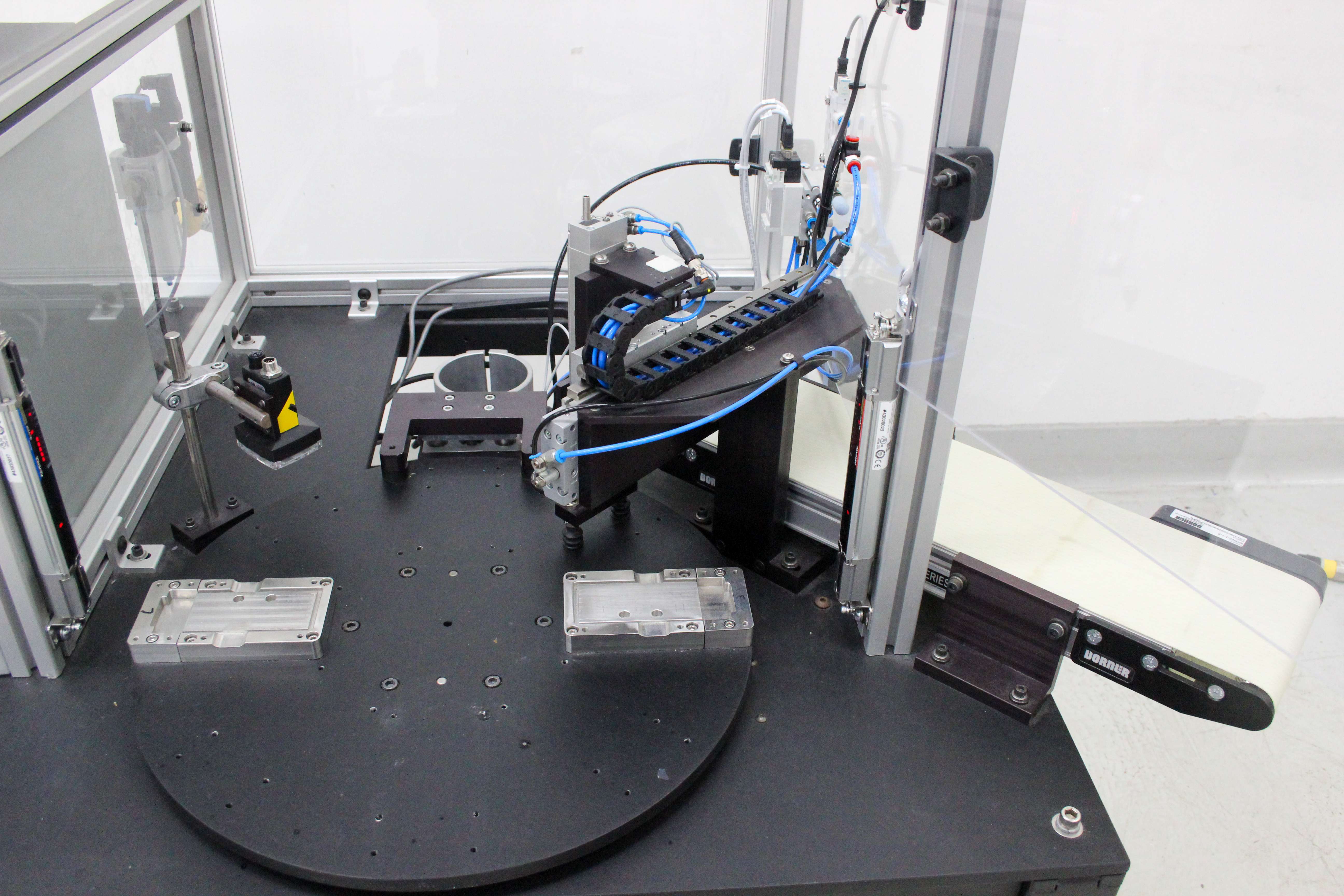 Branson 109-801-1466 Ultrasonic Welder Custom Housing with Conveyor Belt