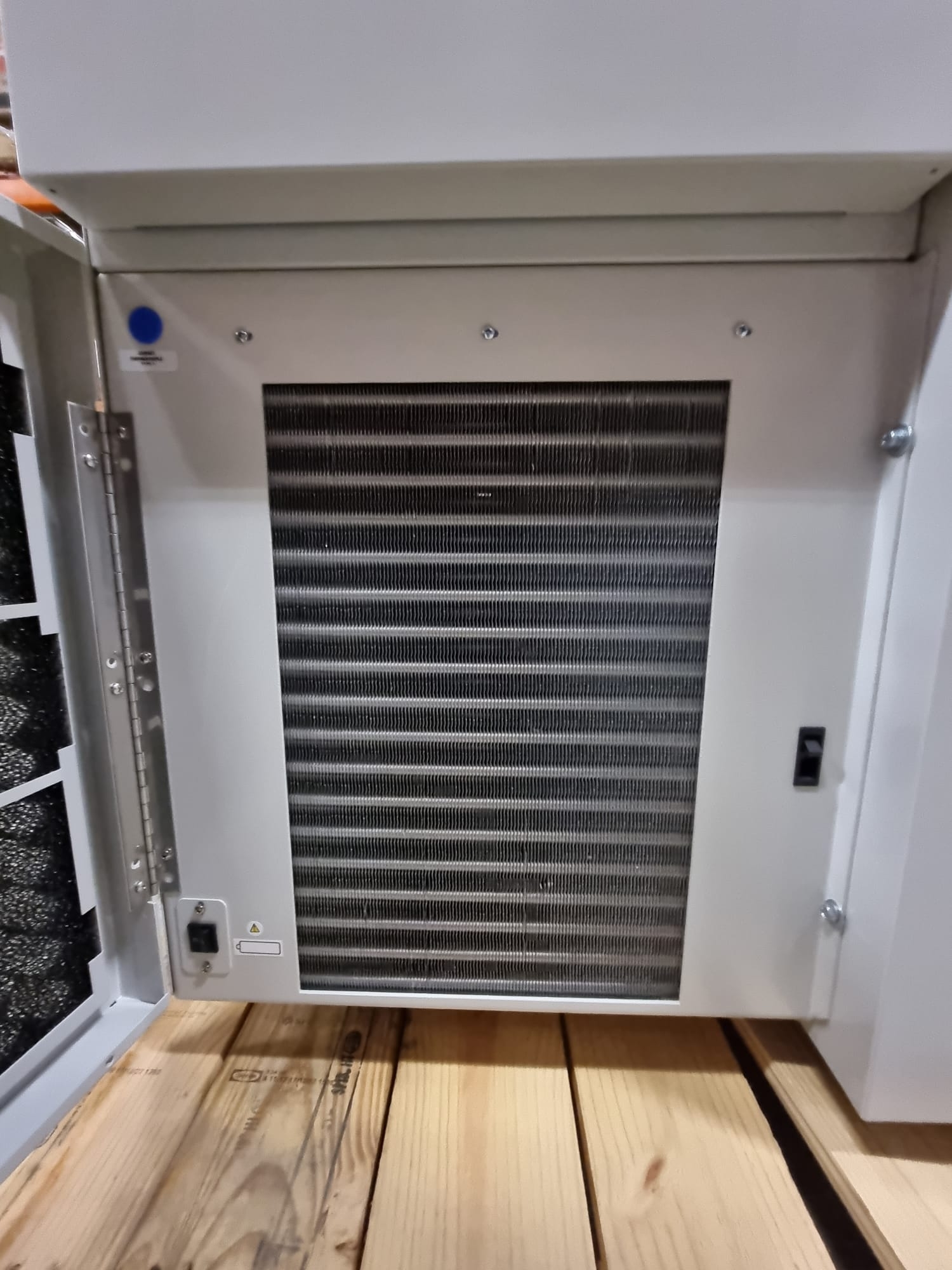 Thermo Scientific ULT2050-10-V Ultra Low Temperature Freezer 566L -40C