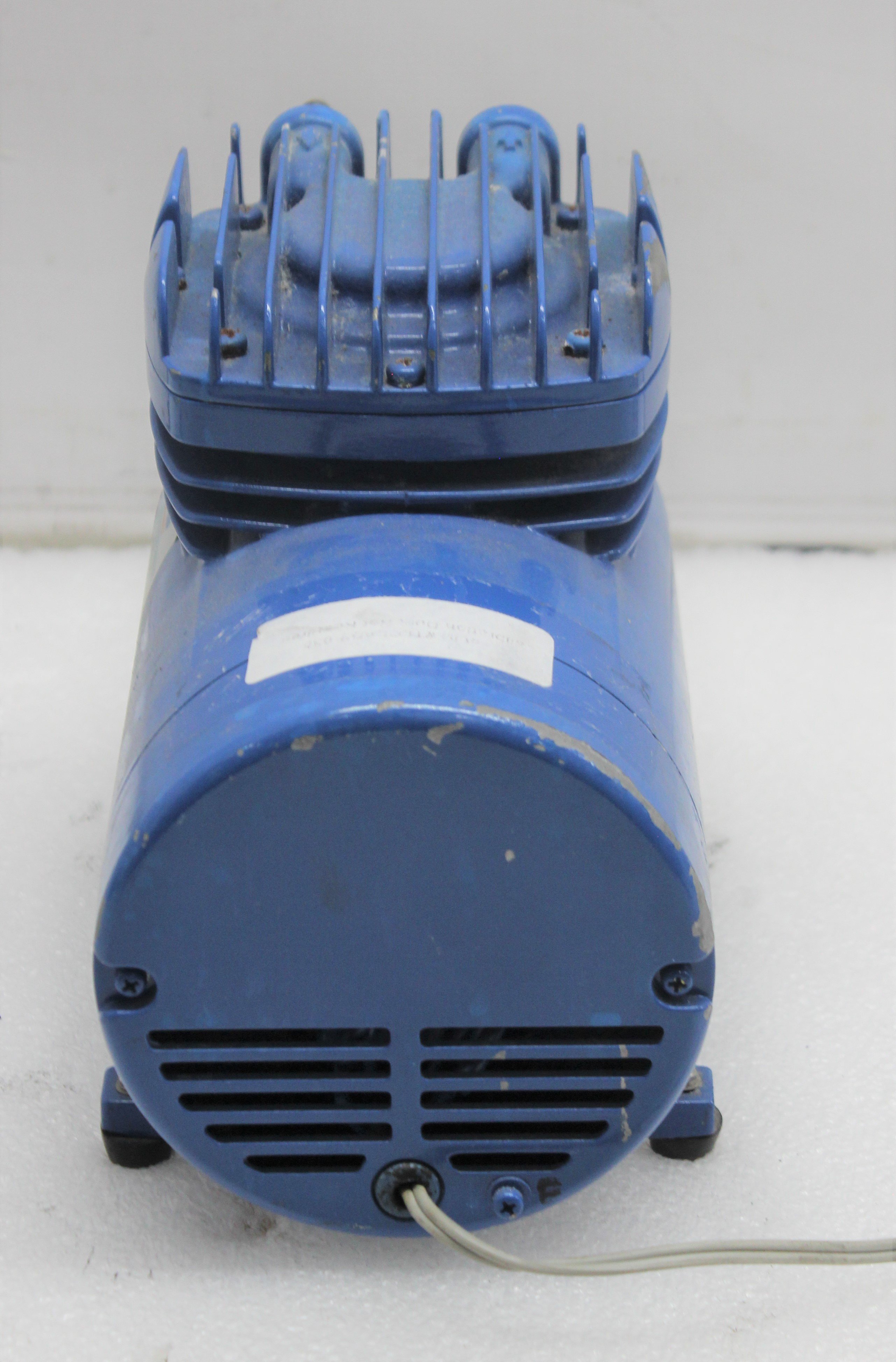 Iwaki AP-24OZ Air Pump Diaphragm Type 310 Torr VG Used No Computer