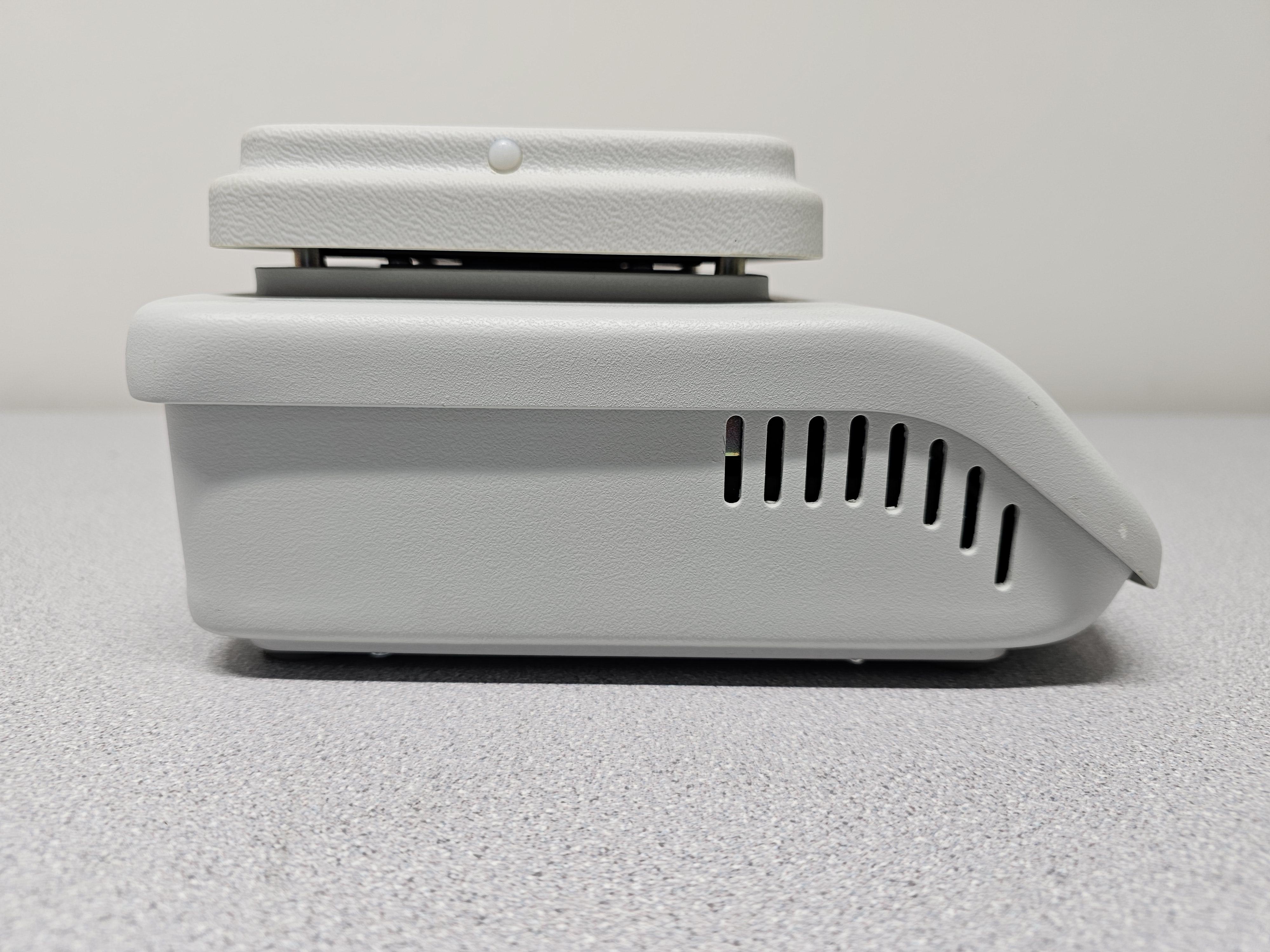 Thermo 13687721 Thermal Mixer Incubator Shaker 4C to 100C 250-1400RPM DNA RNA