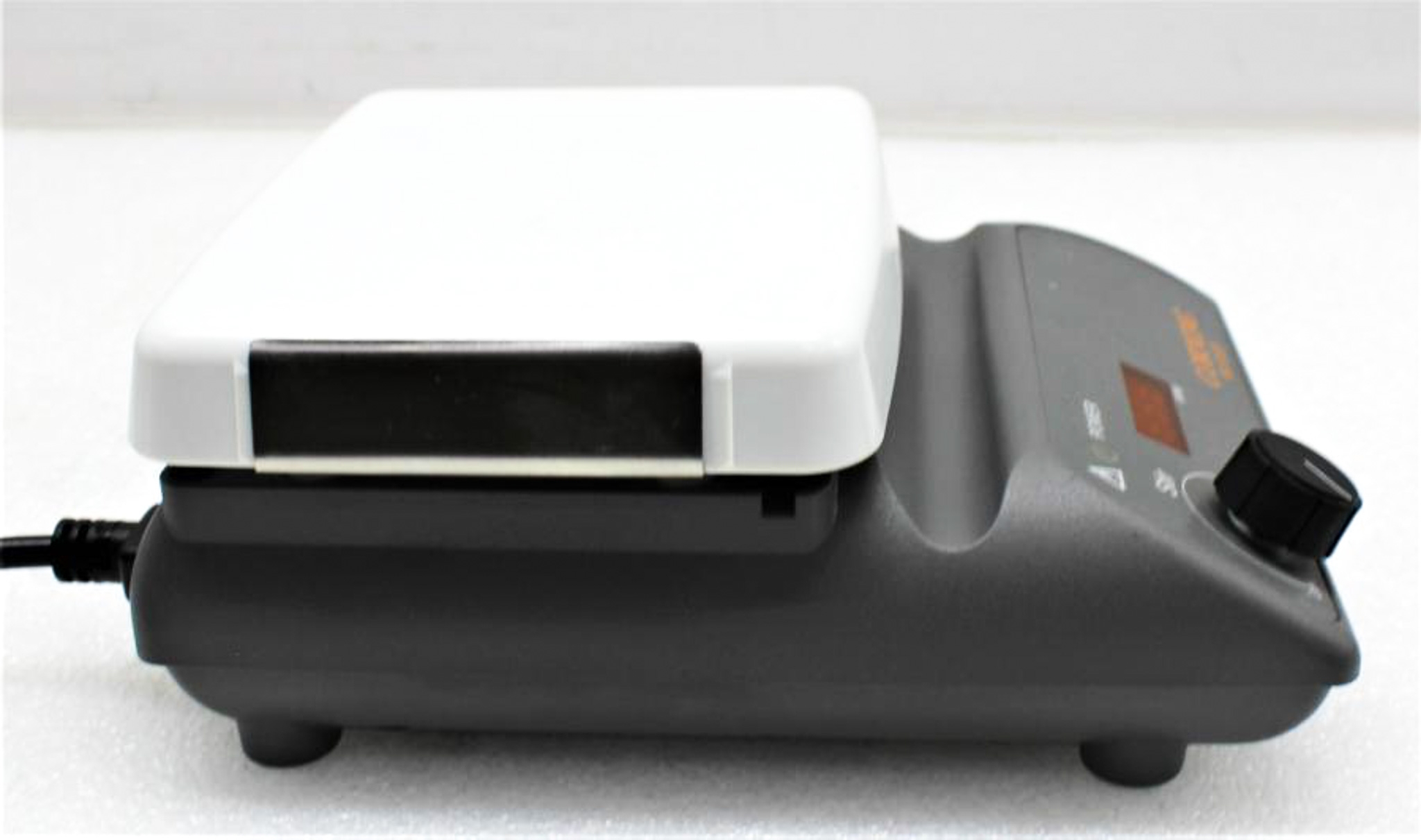 Corning 6795-410D Homogenizer Stirrer 5x7 Inch Top Digital Display 60-1150RPM