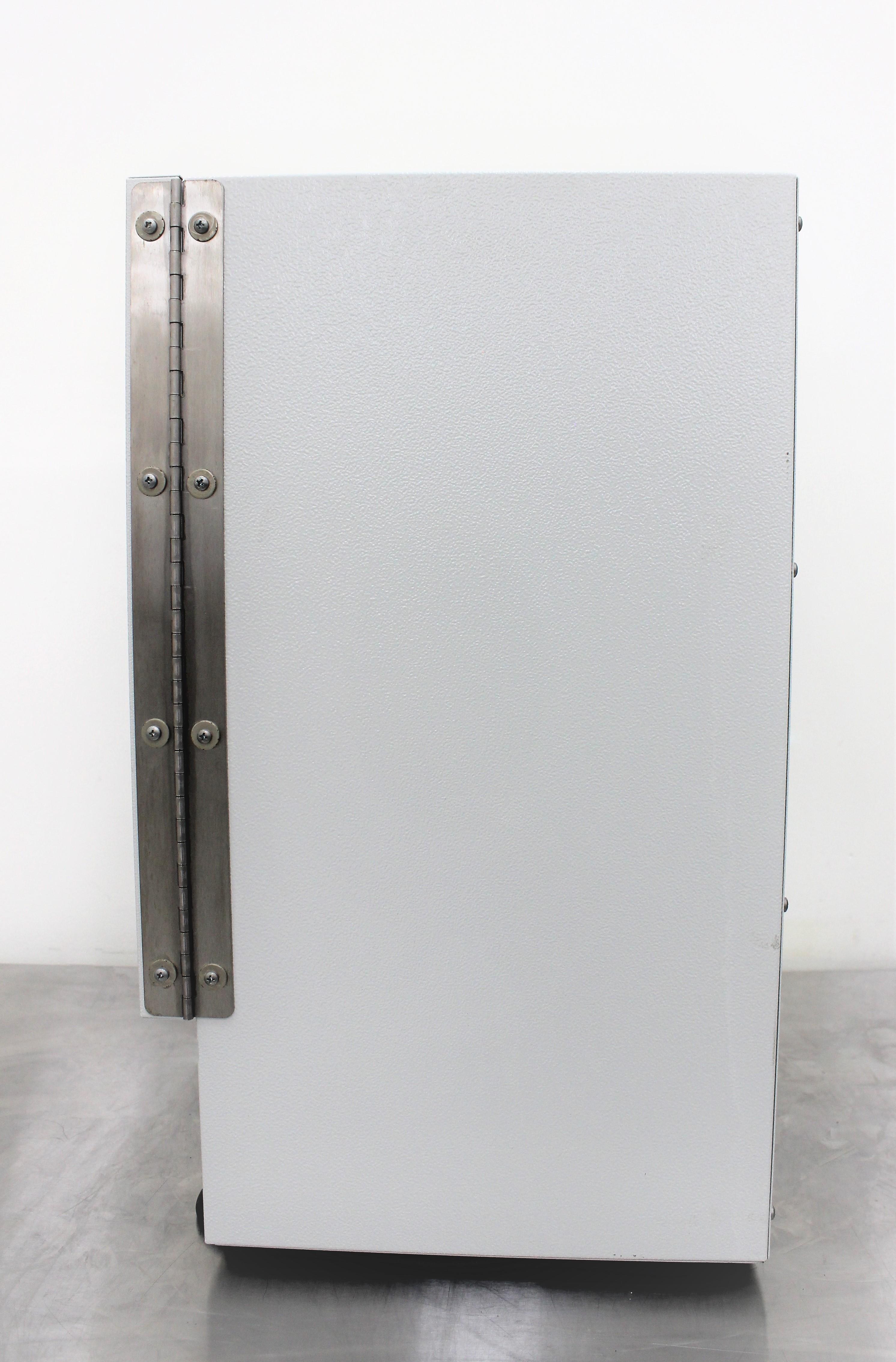 Thermo Scientific PR305225G Precision Gravity Convection Oven 48.1L 225C